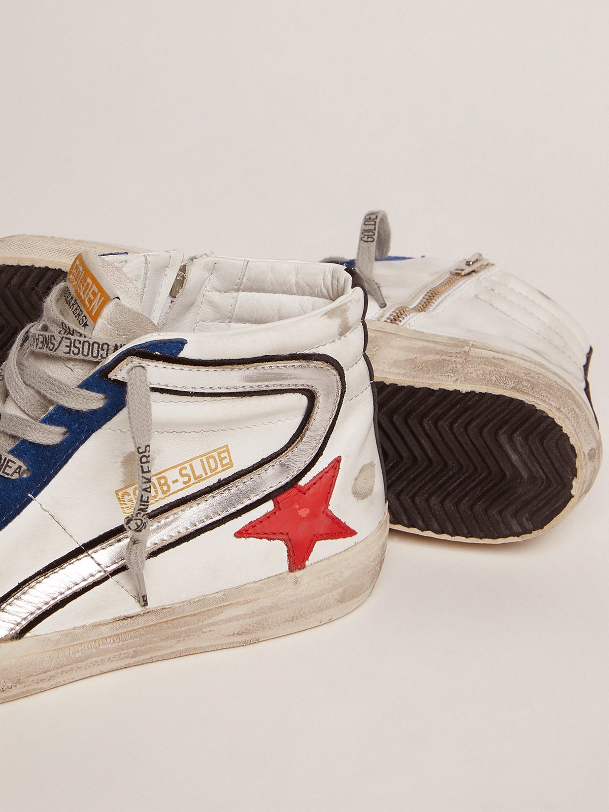 Slide sneakers in white leather with red leather star | Golden Goose