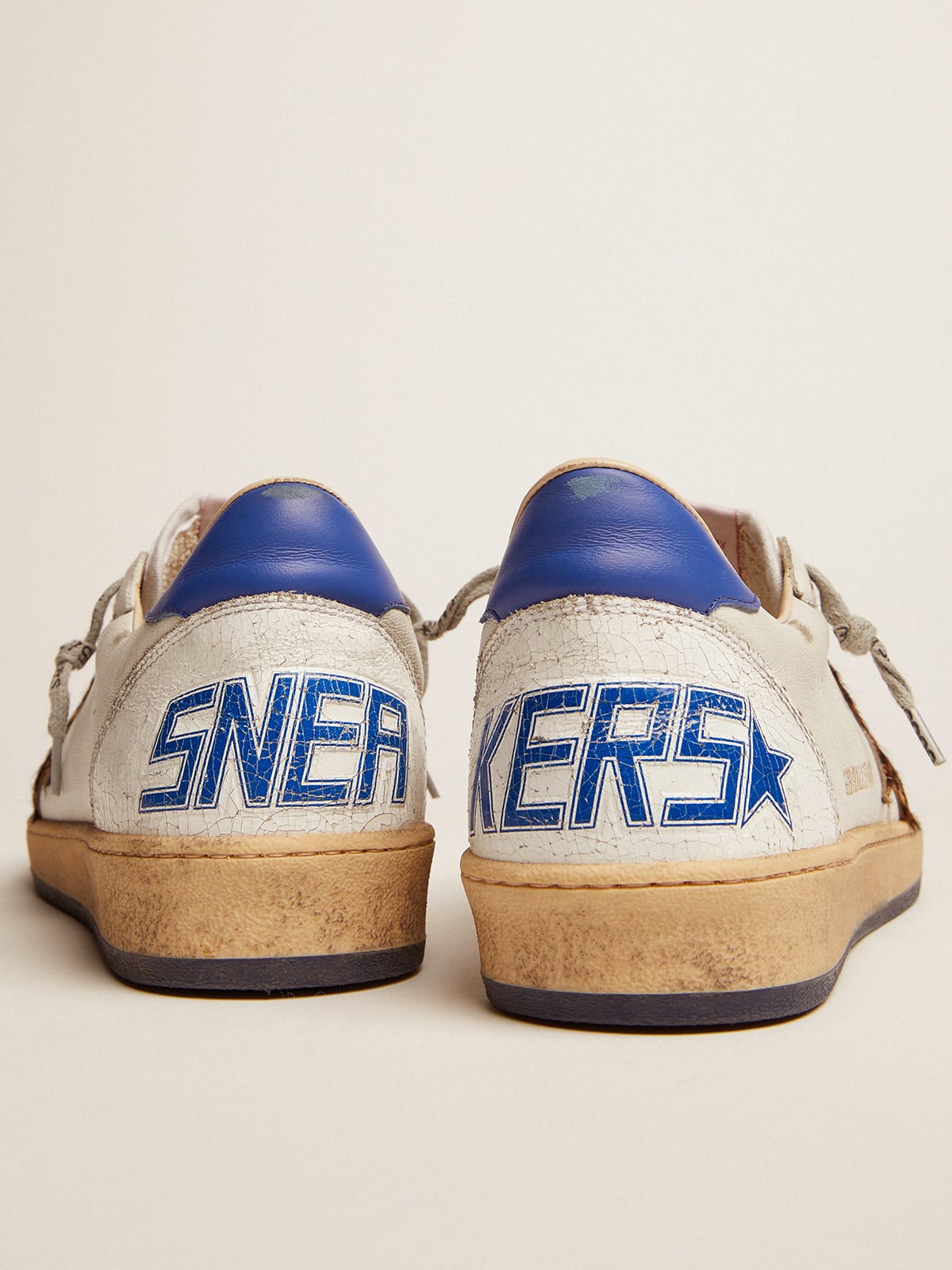 Golden Goose - Sneakers Ball Star en cuir blanc avec détails bleuet in 