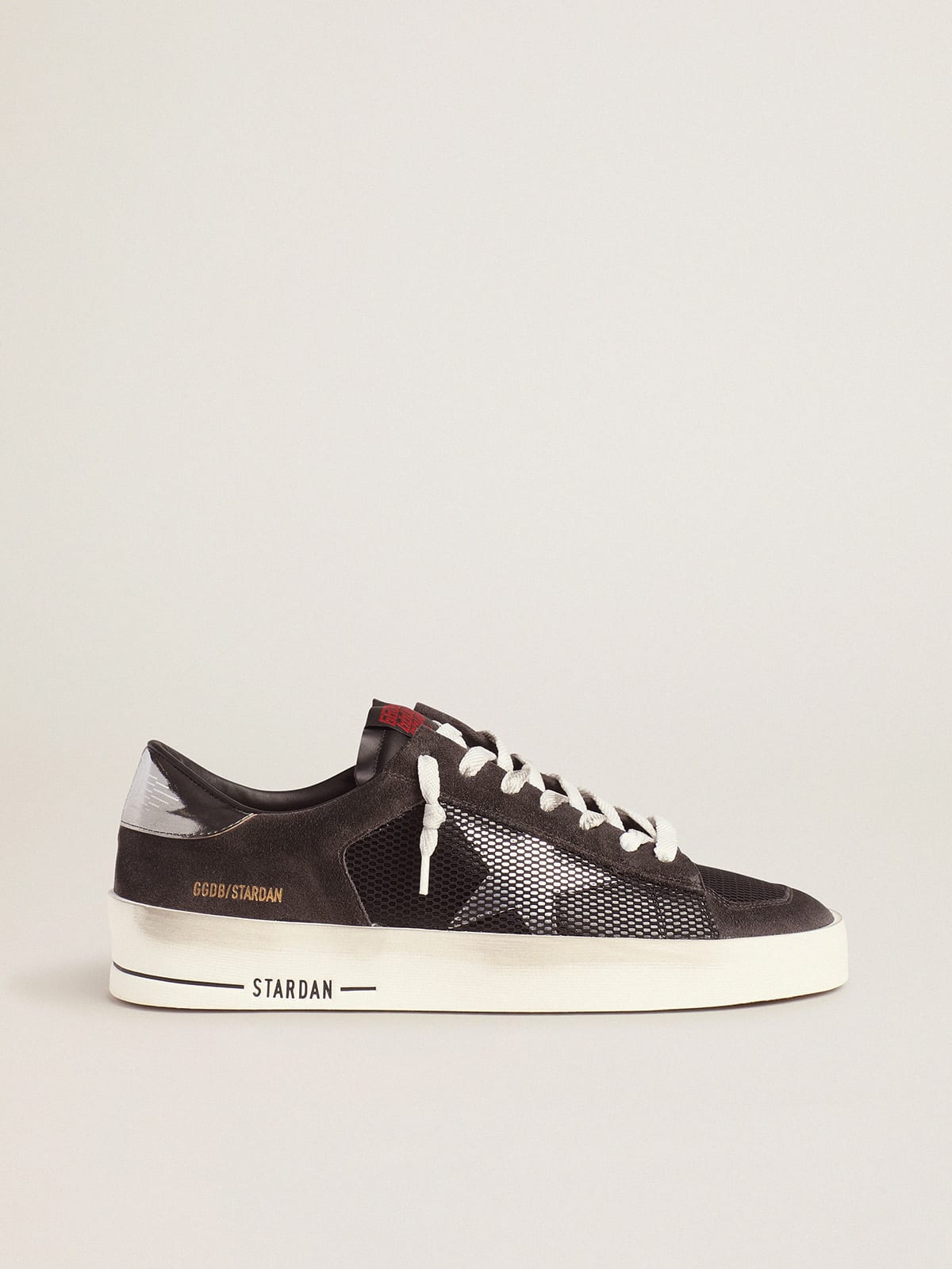 Golden goose superstar on sale nere