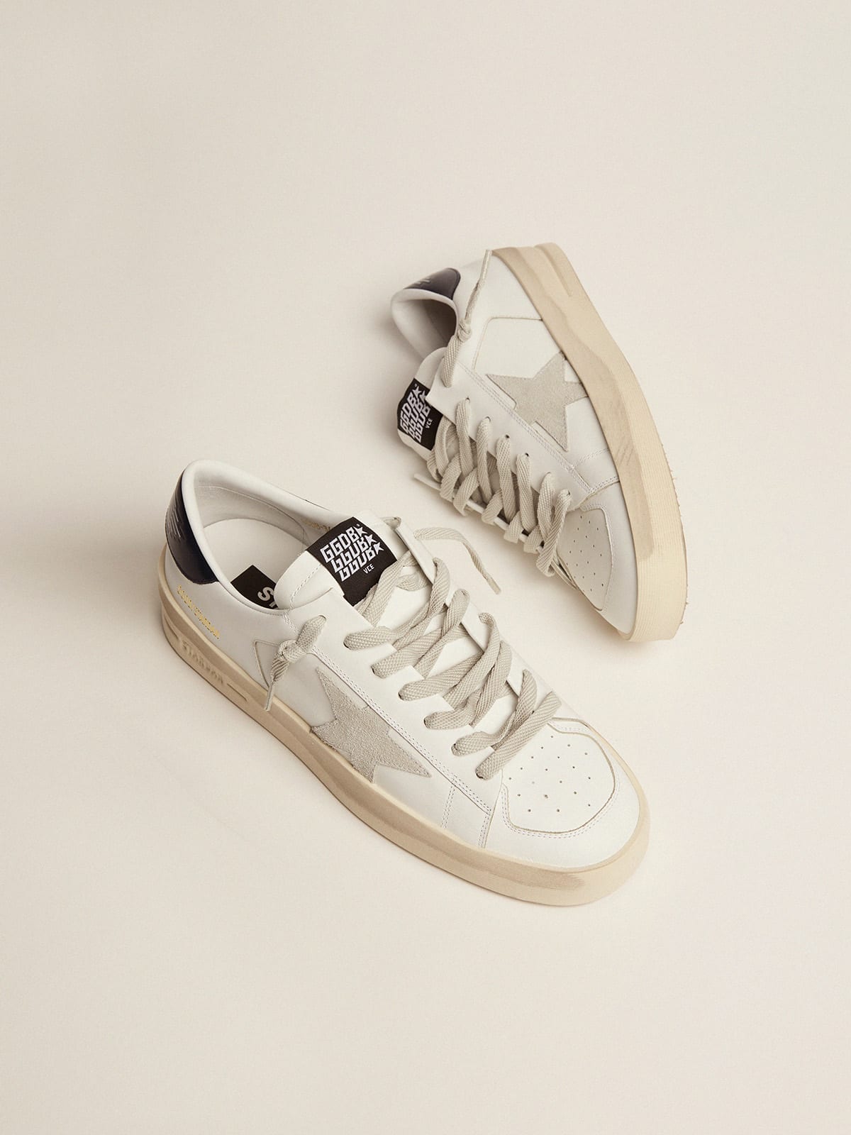 Golden Goose - Stardan sneakers with ice-gray suede star and glossy black leather heel tab in 