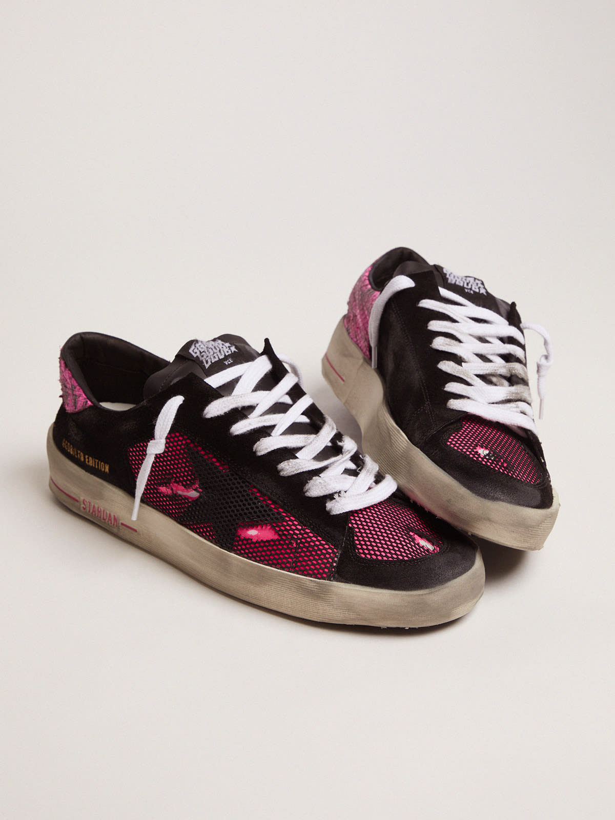 Men\'s fuchsia and black Stardan LAB sneakers | Golden Goose