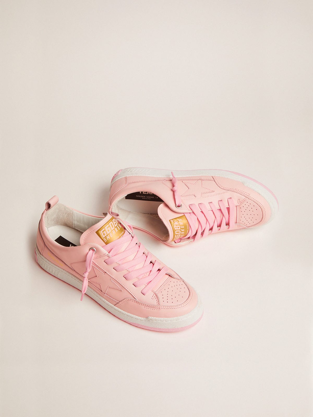 Golden Goose - Men’s Yeah sneakers in pale pink leather in 