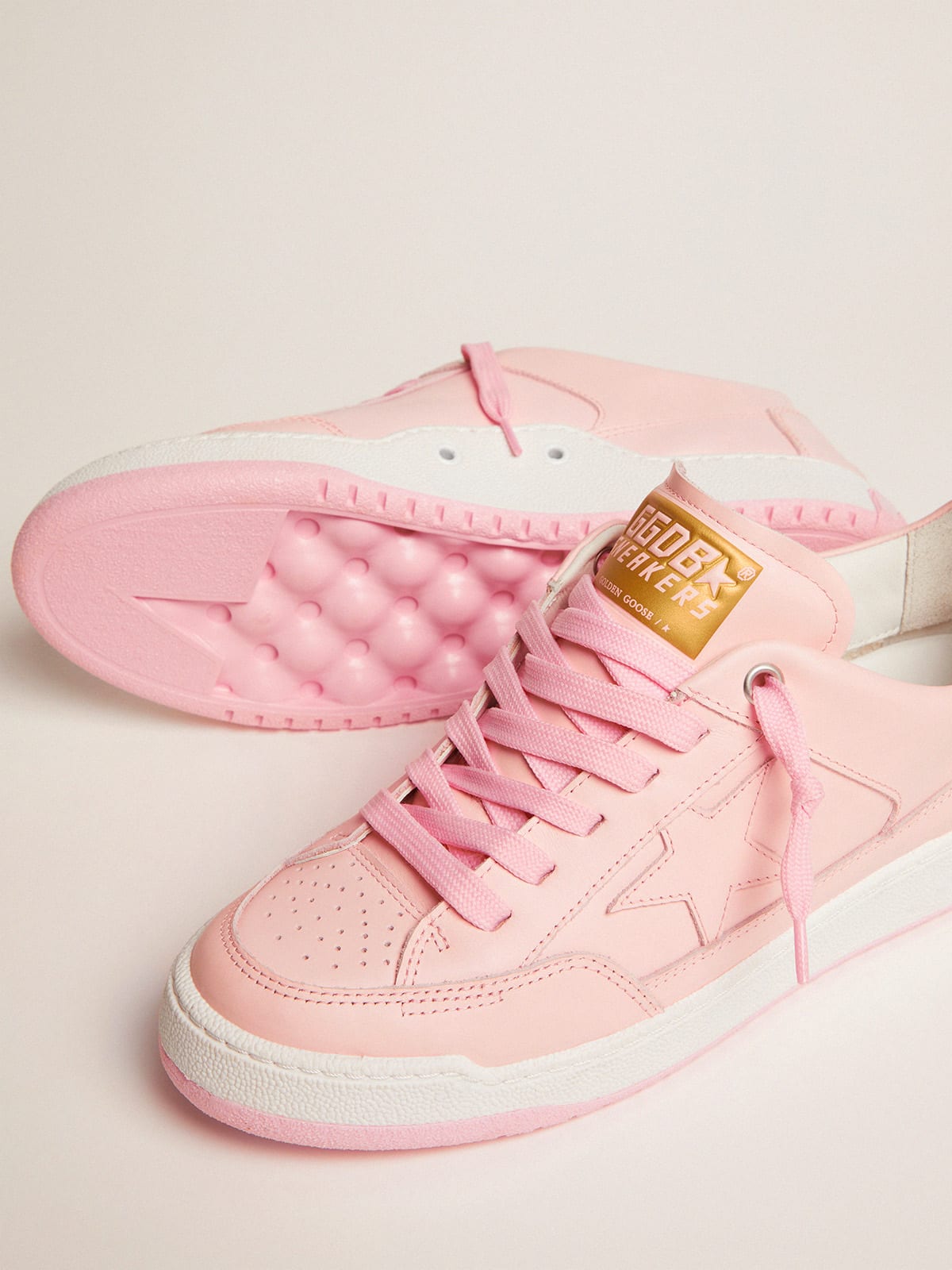 Golden Goose - Men’s Yeah sneakers in pale pink leather in 