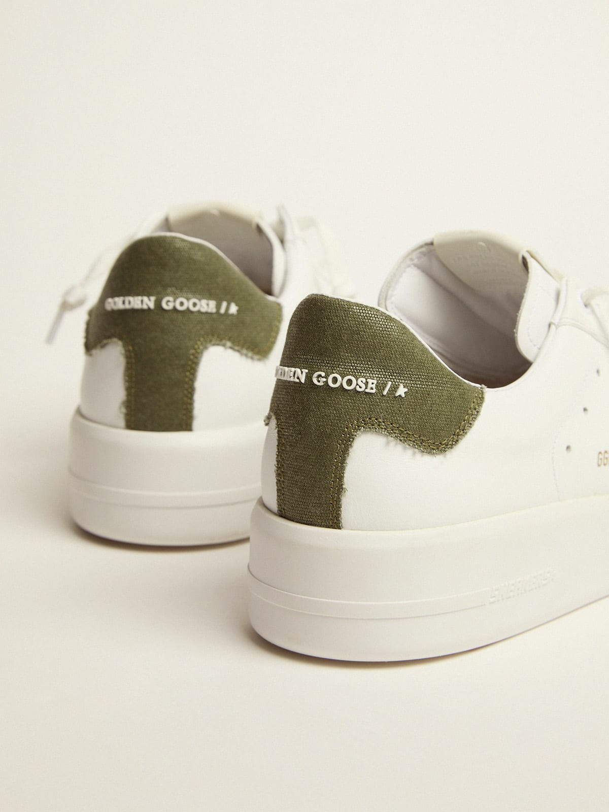 Golden Goose - Purestar sneakers in white leather with green canvas heel tab in 