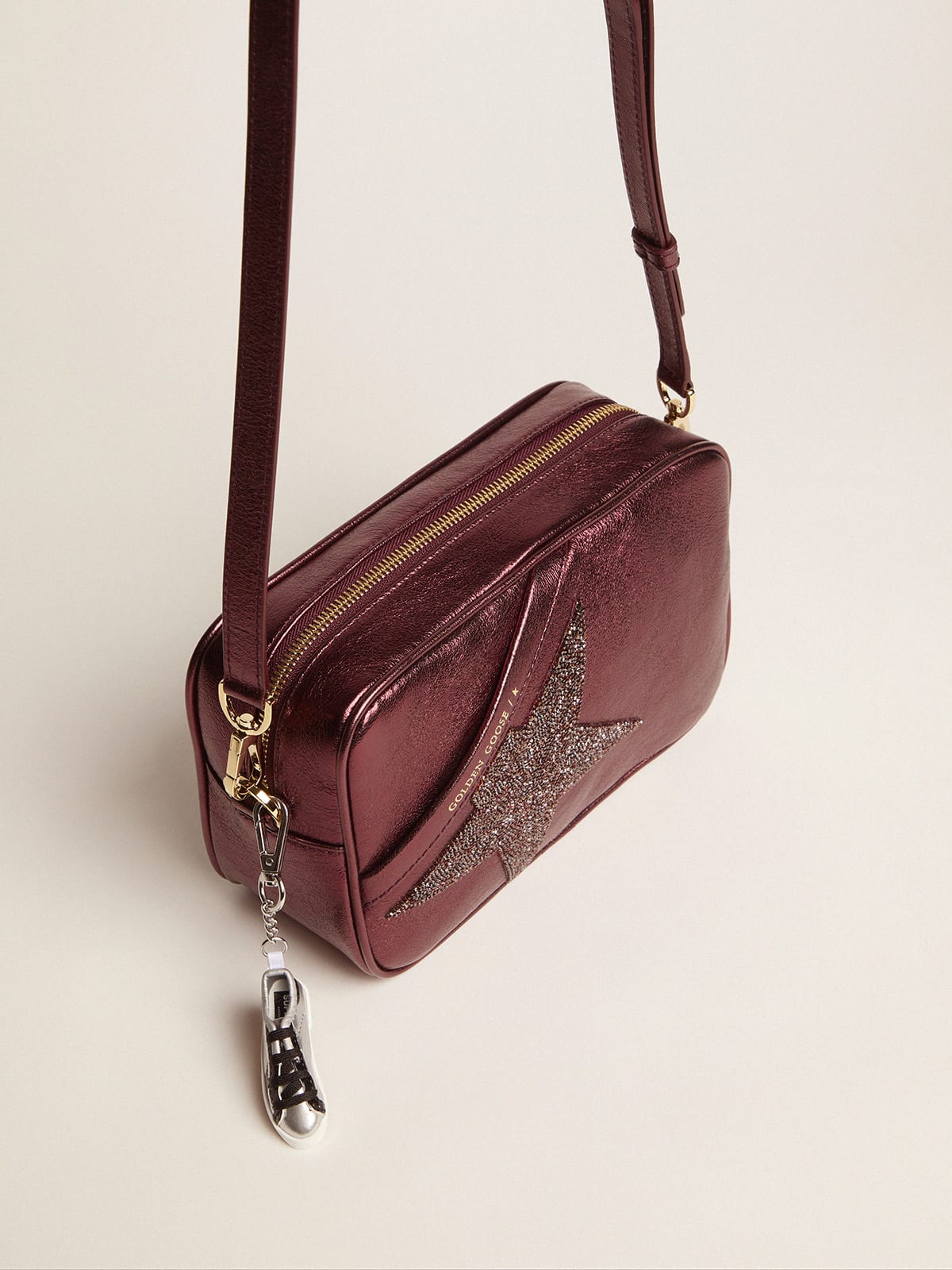 Golden Goose - Star Bag made of red laminated leather with Swarovski star in 