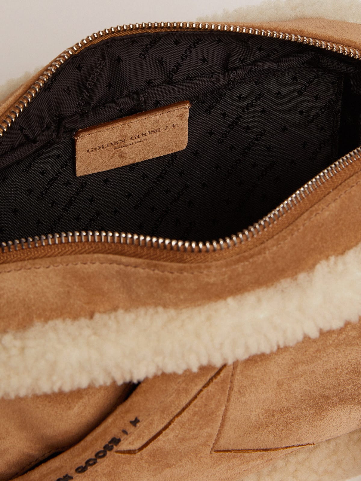 Golden Goose - Star Bag made of suede leather with shearling edging in 