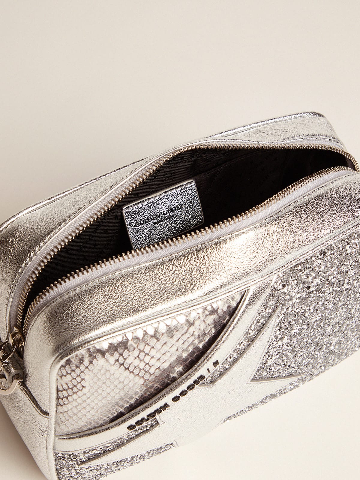 Golden Goose - Star Bag made of silver snake-print leather and glitter in 