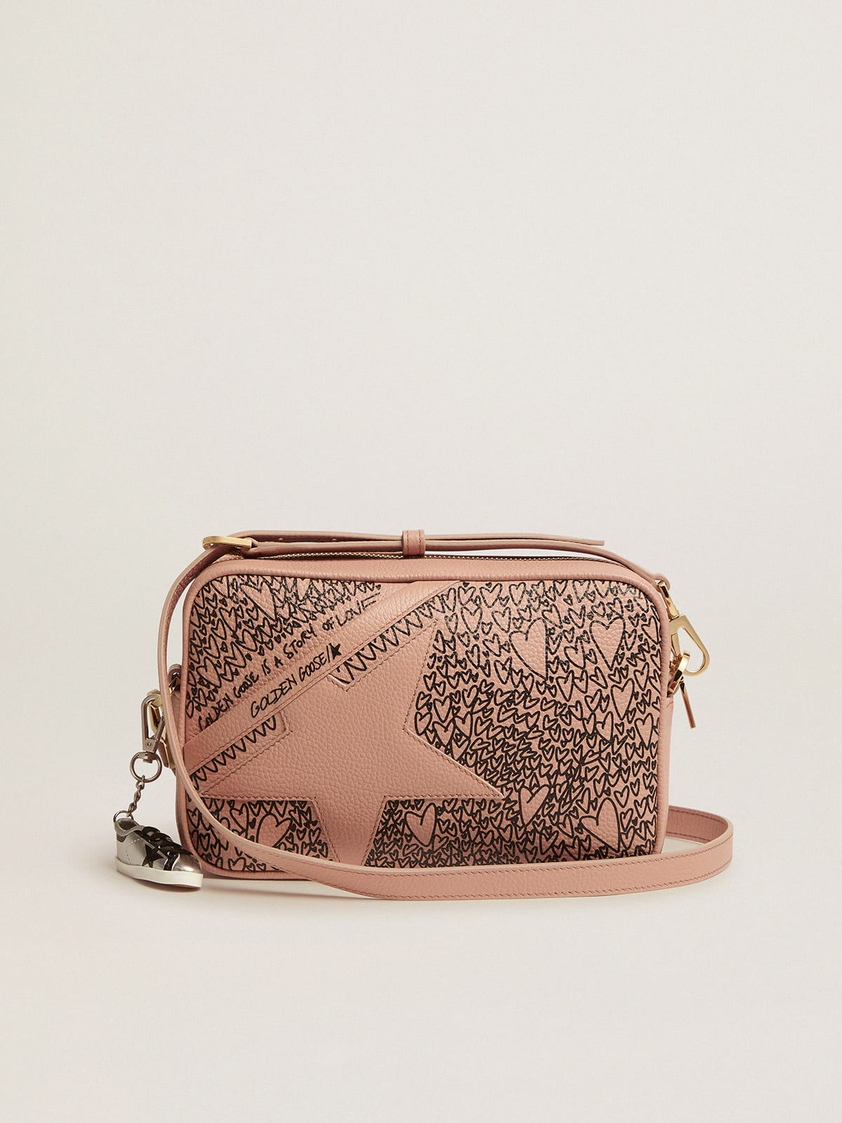 Golden Goose - Nude Star Bag made of hammered leather with love-themed designs in 