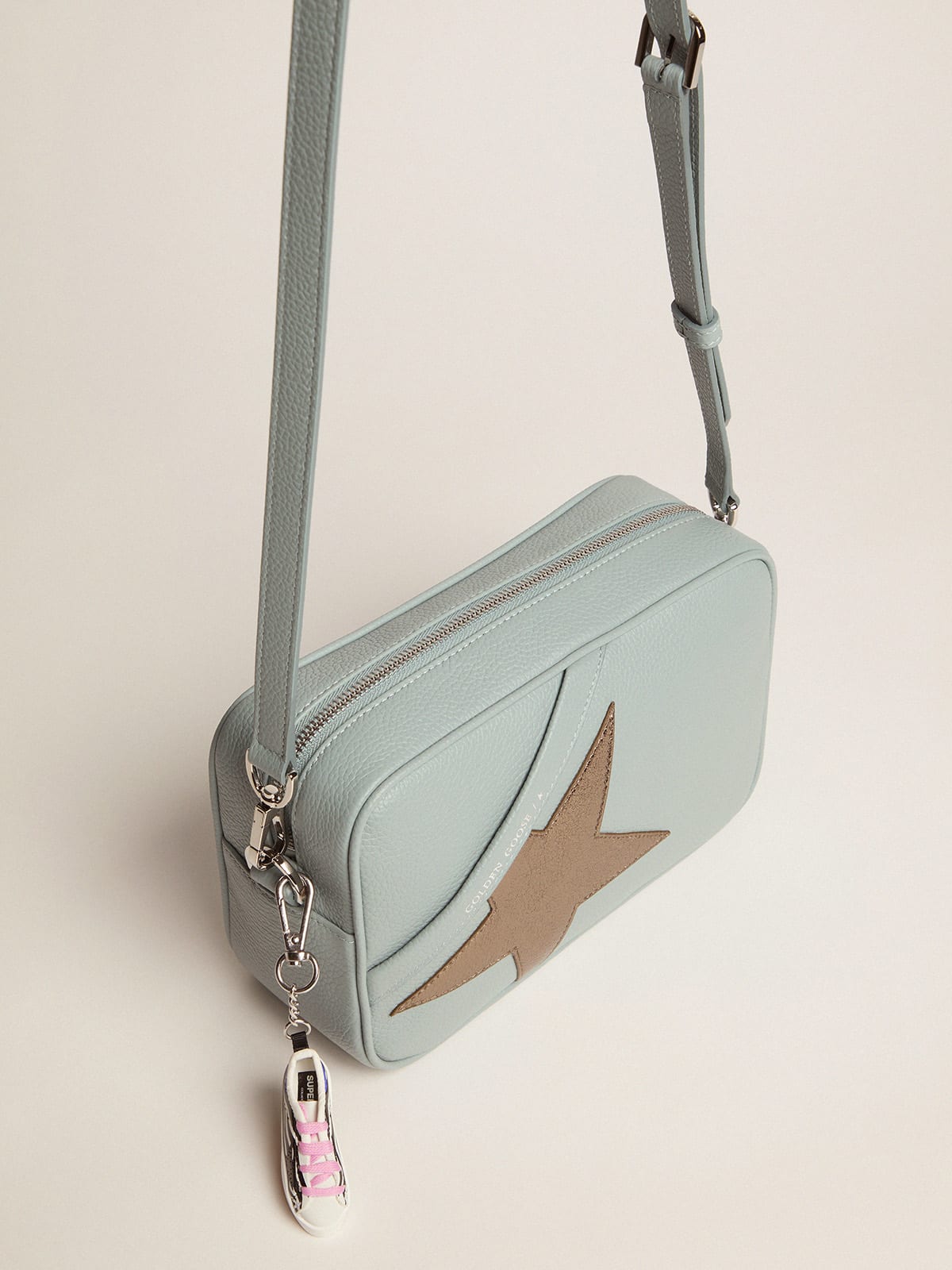 Golden Goose - Aquamarine Star Bag made of hammered leather with dark silver star in 