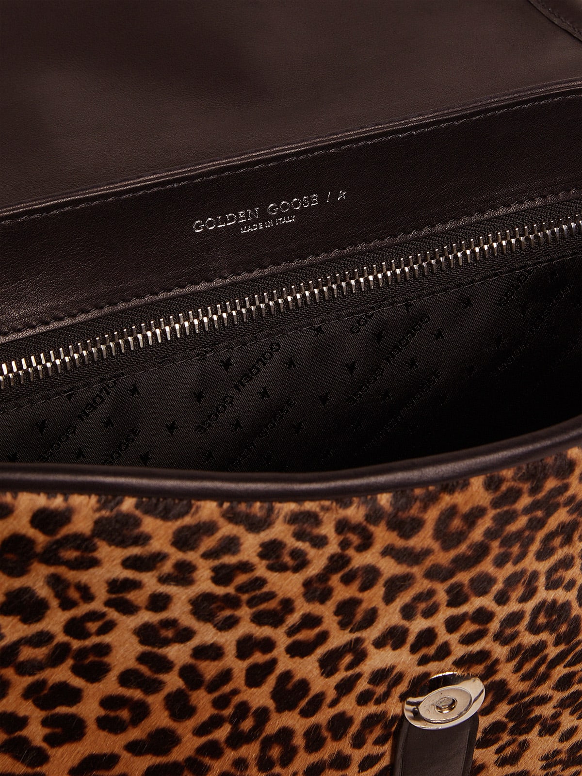 Golden Goose - Bolso Rodeo Bag mediano de piel negra y efecto potro con estampado de leopardo in 