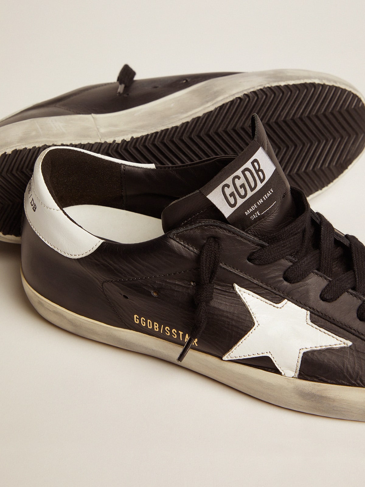 Superstar sneakers in leather with contrast star and heel tab