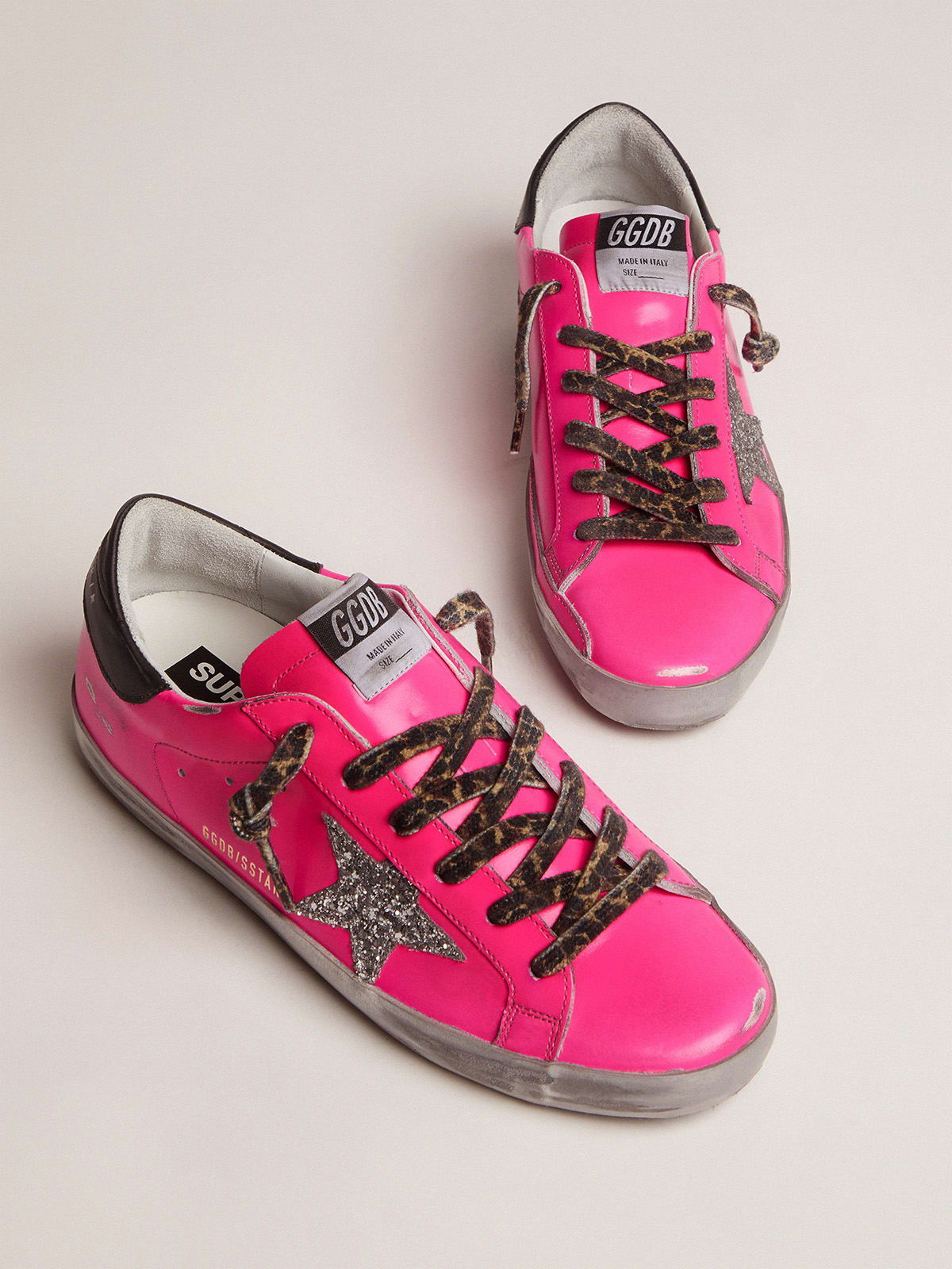 Golden Goose - Fuchsia Super-Star sneakers with glitter star in 