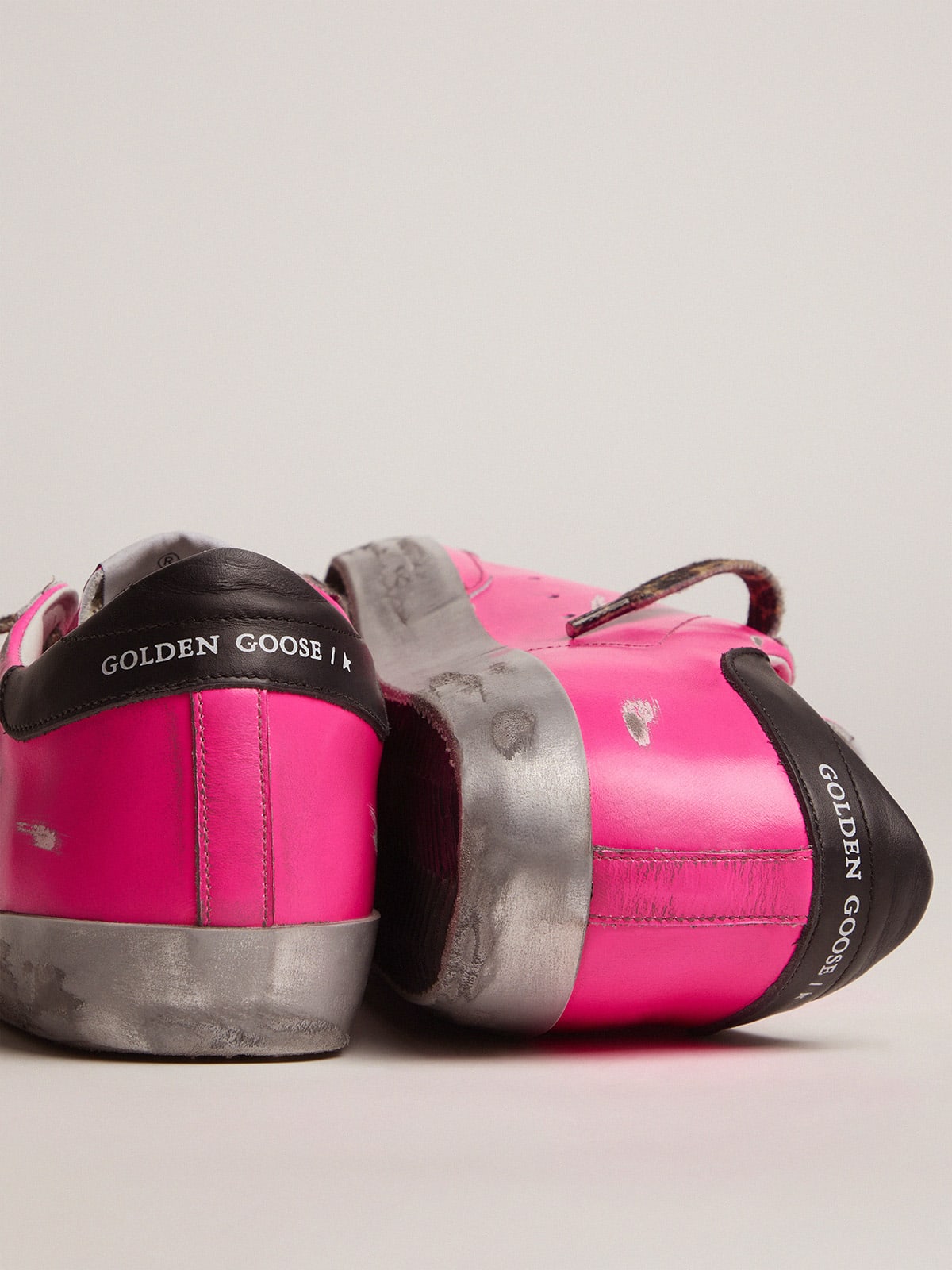 Golden Goose - Fuchsia Super-Star sneakers with glitter star in 