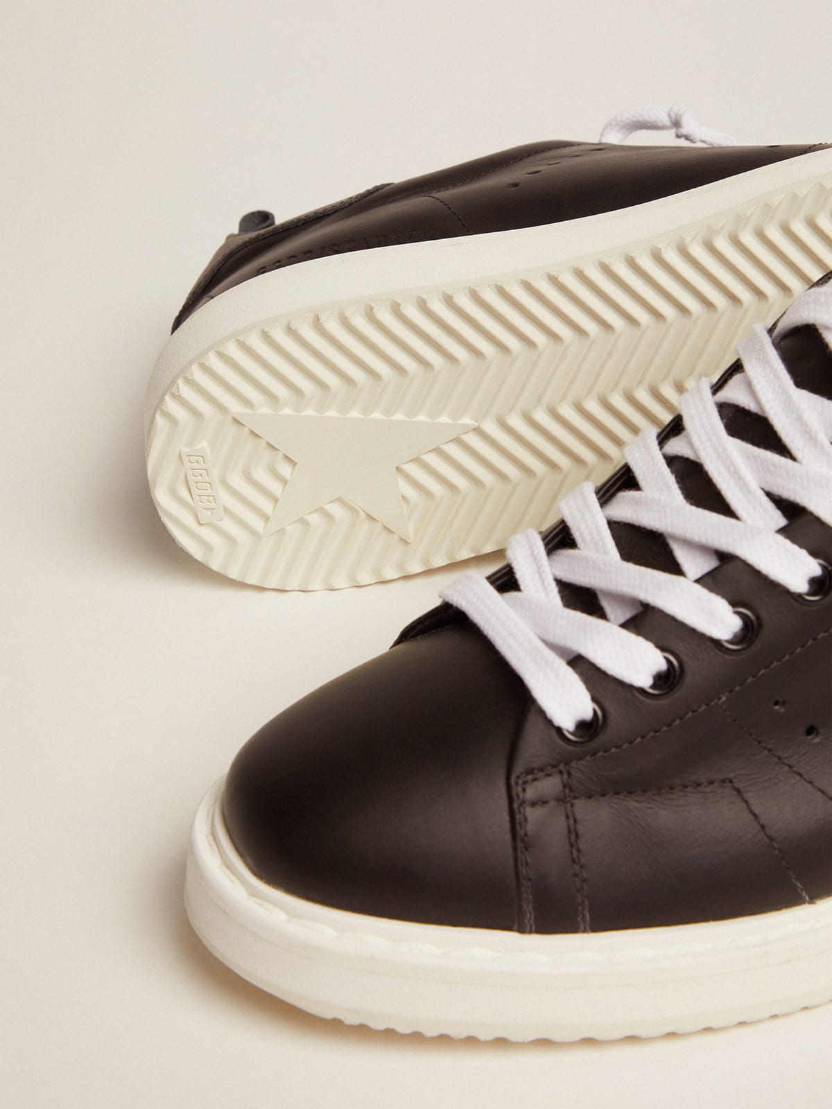 Golden Goose - Sneakers Starter en cuir total black in 