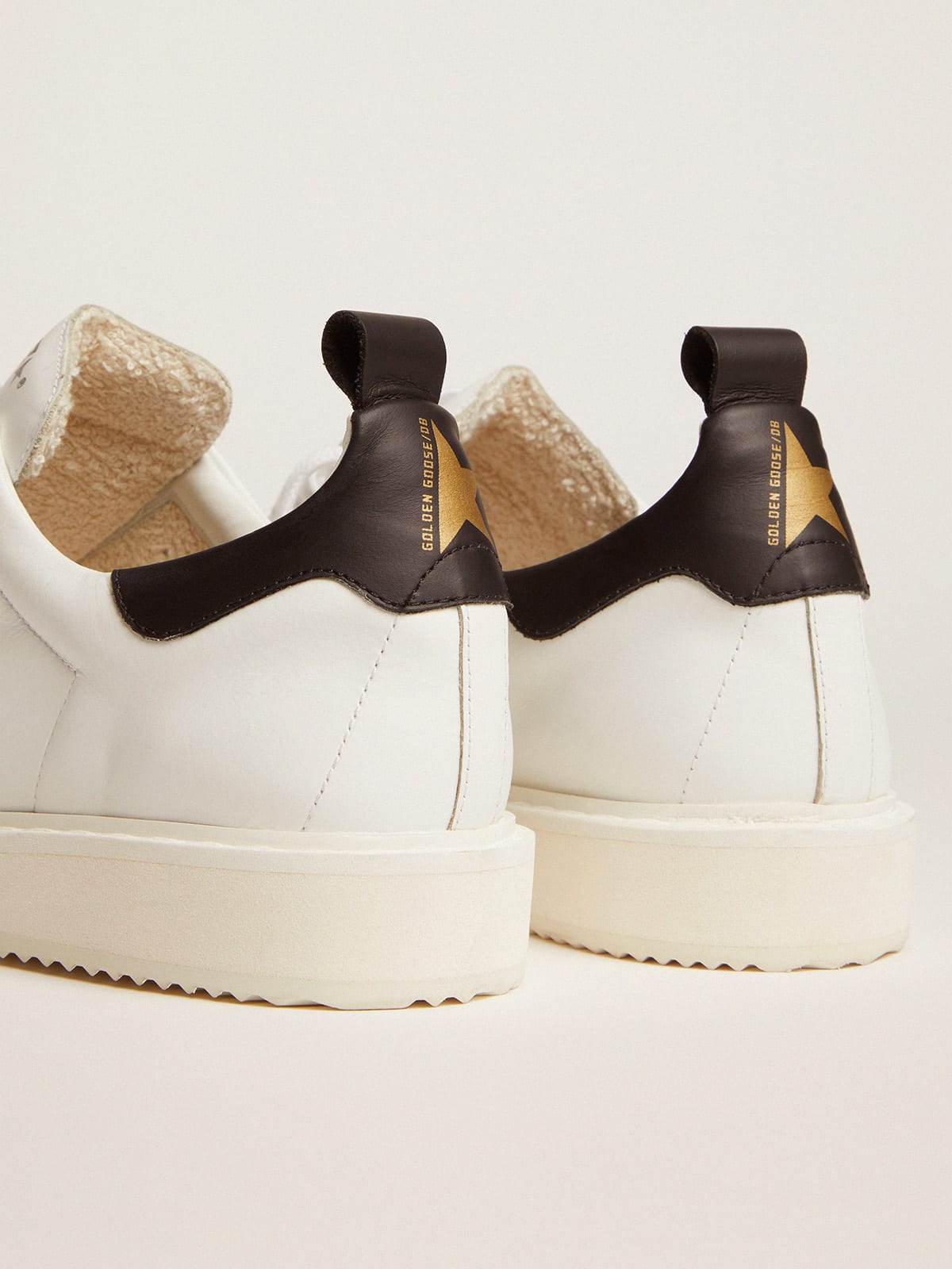 Golden Goose - Starter sneakers in leather with black heel tab in 