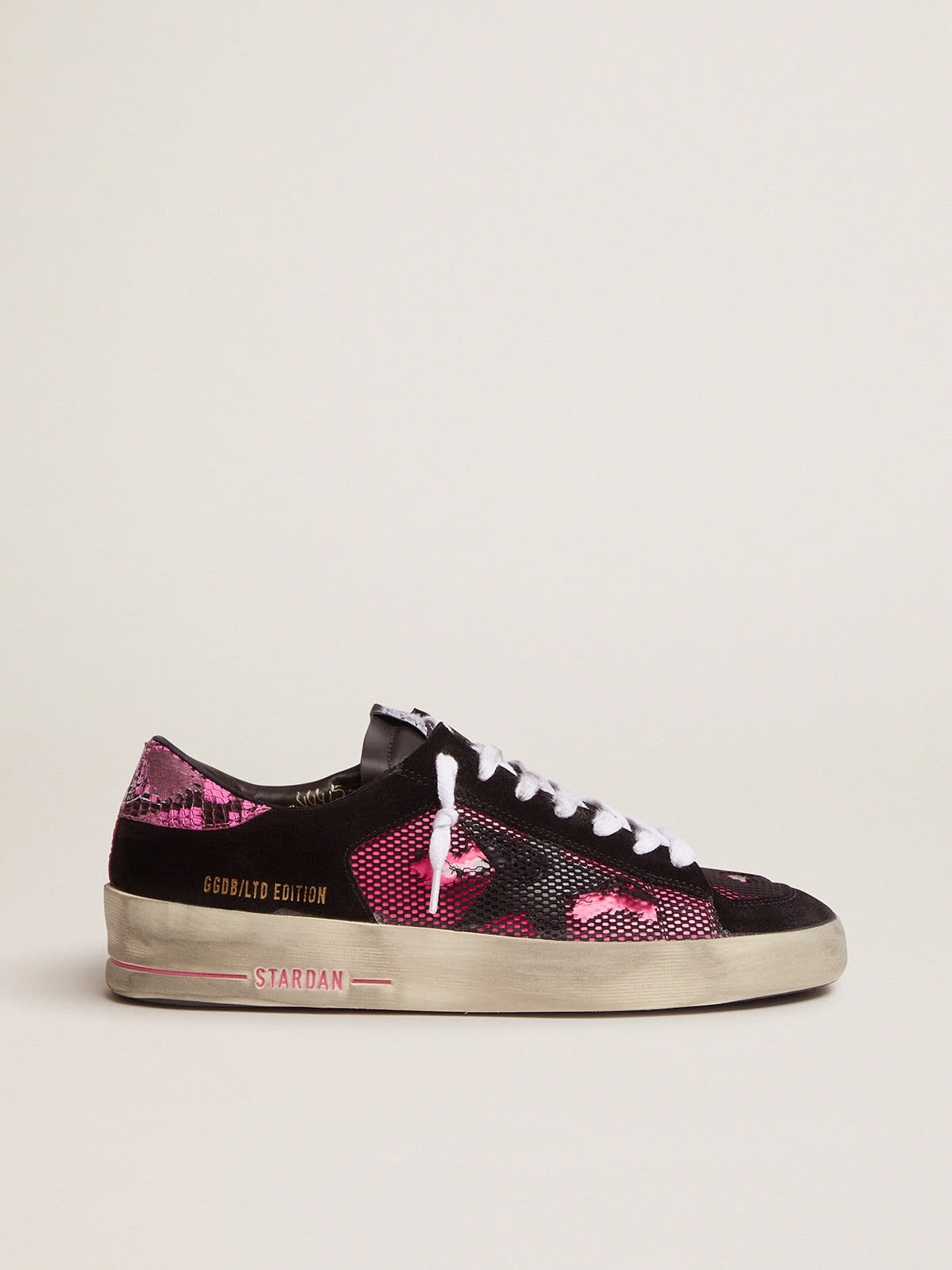 Women\'s fuchsia and black Limited Edition LAB Stardan sneakers | Golden  Goose