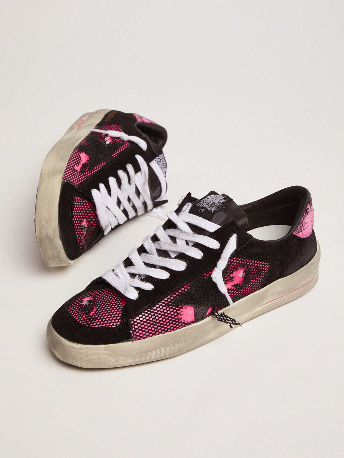 Golden Goose - Women’s fuchsia and black Limited Edition LAB Stardan sneakers in 