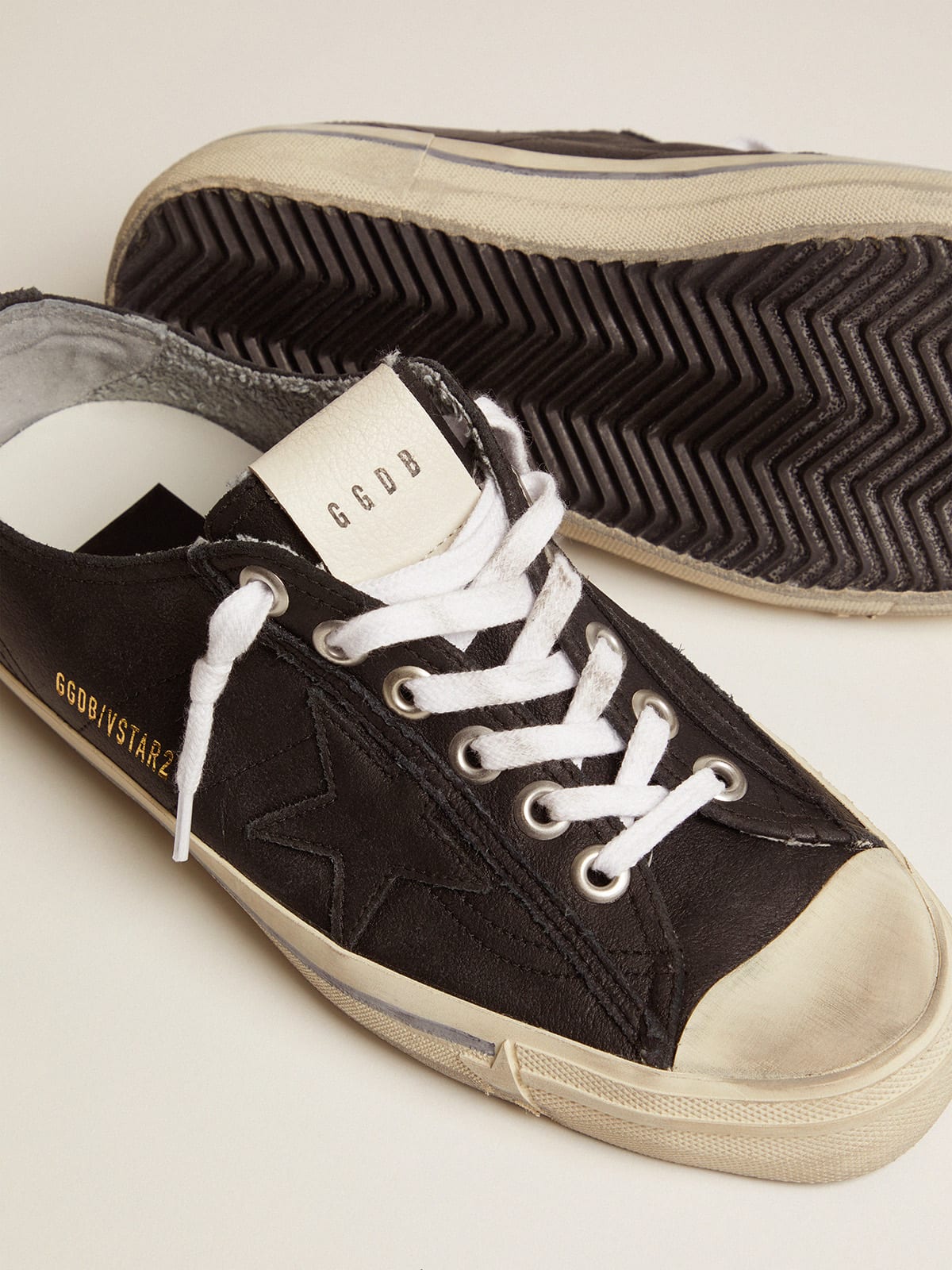 Golden Goose - V-Star sneakers in vintage-effect leather in 