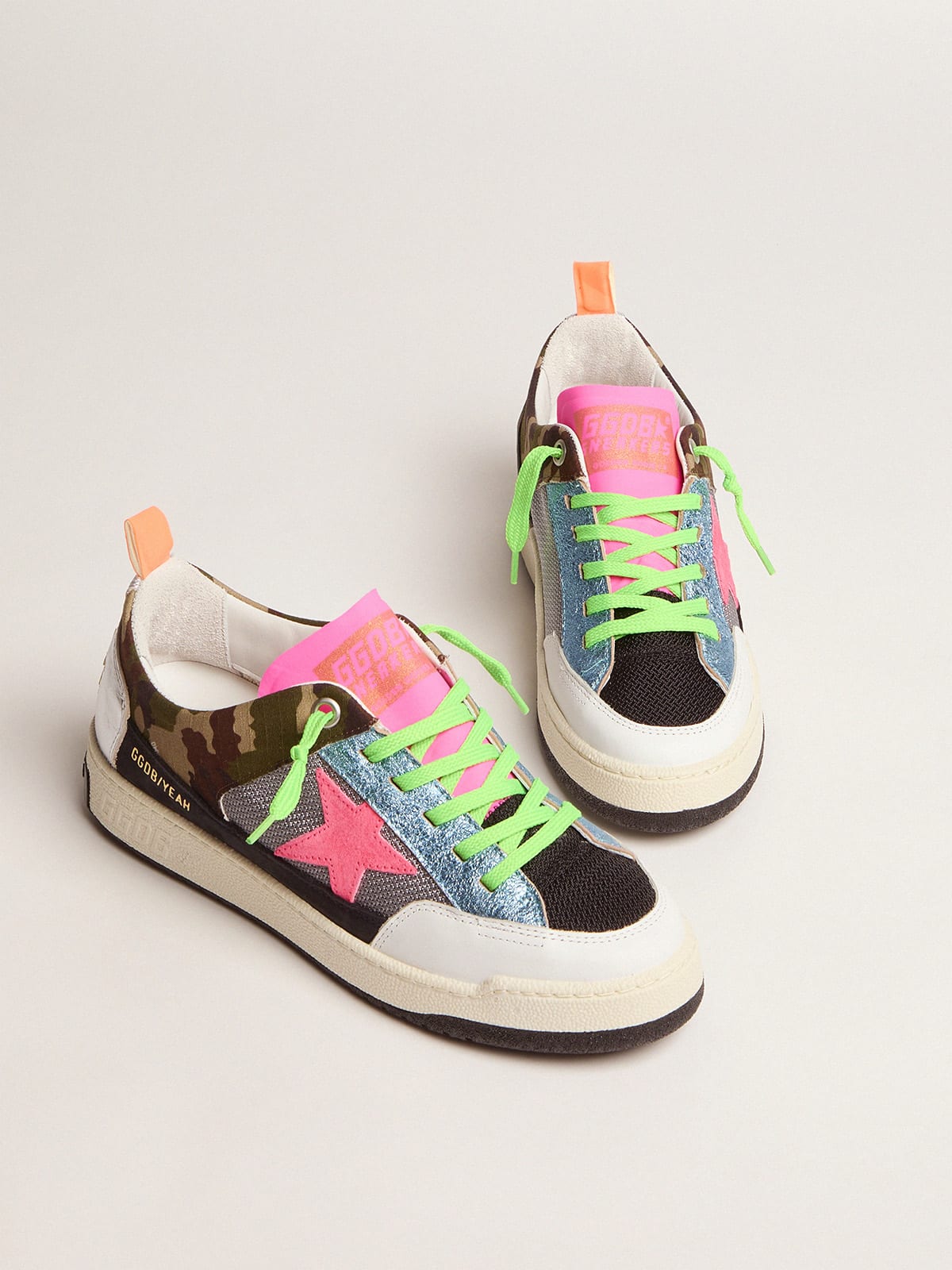 Golden Goose - Women’s camouflage Yeah sneakers with fuchsia star in 