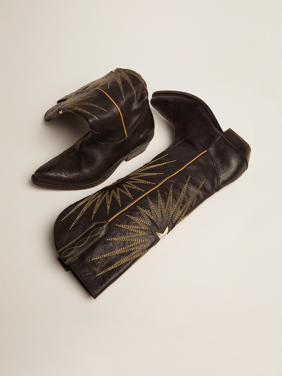 Golden Goose - Women's boots in black leather with platinum star inlay in 