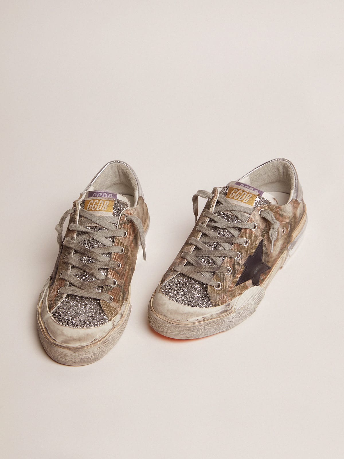 Golden Goose - Women’s Super-Star Penstar LAB sneakers in camouflage canvas with multi-foxing in 