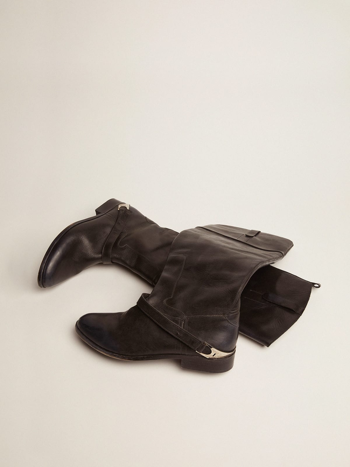 Golden Goose - Women's black leather boots with clamp on the heel in 