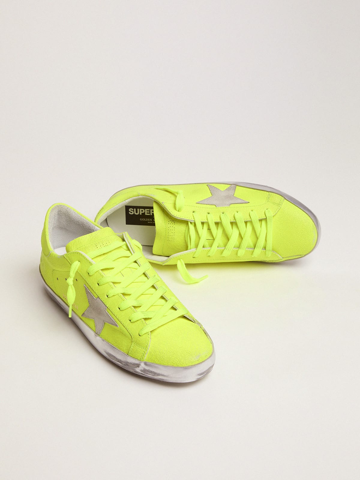 Golden goose store superstar giallo