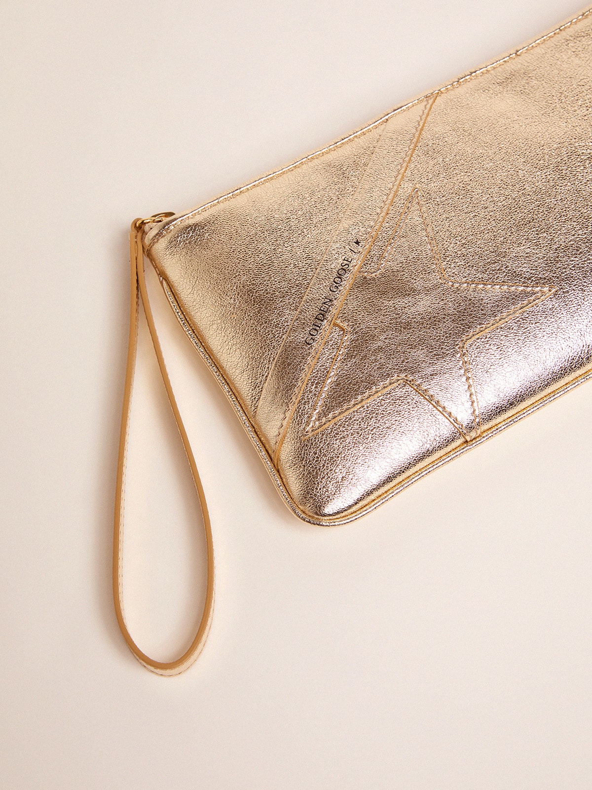 Golden Goose - Silver Star Wrist clutch bag in 