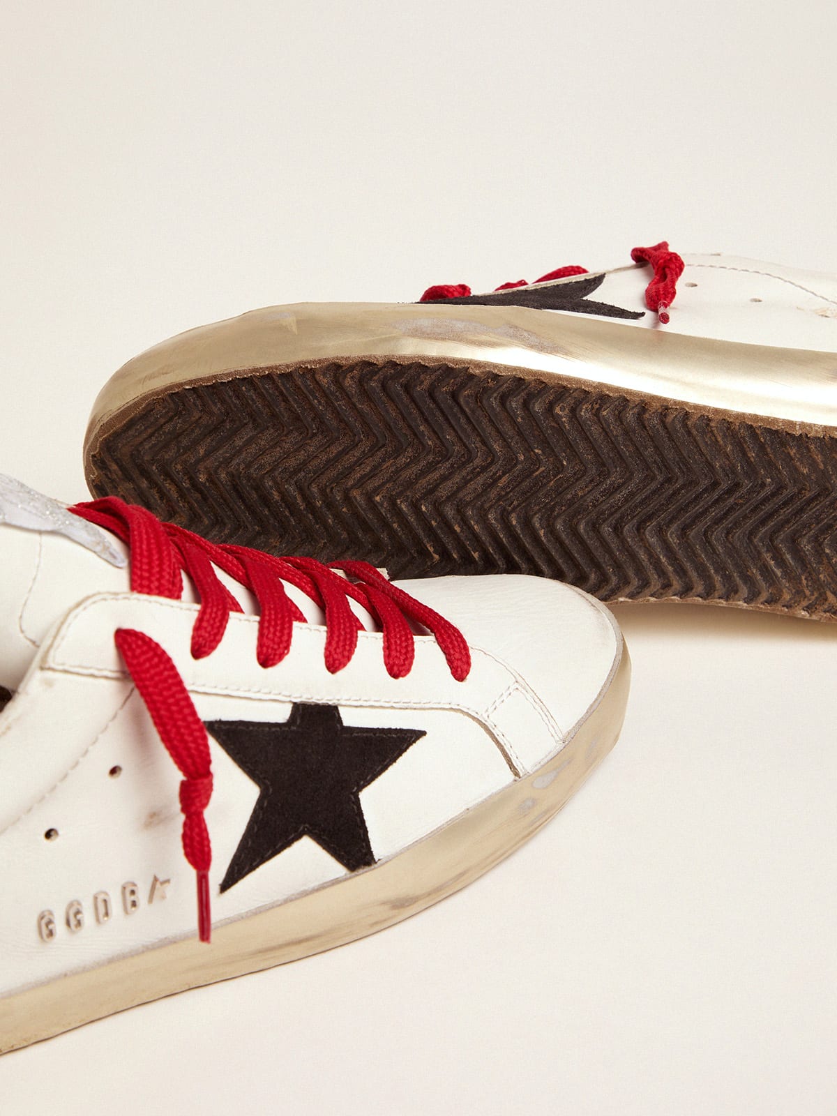 Red golden goose store shoes