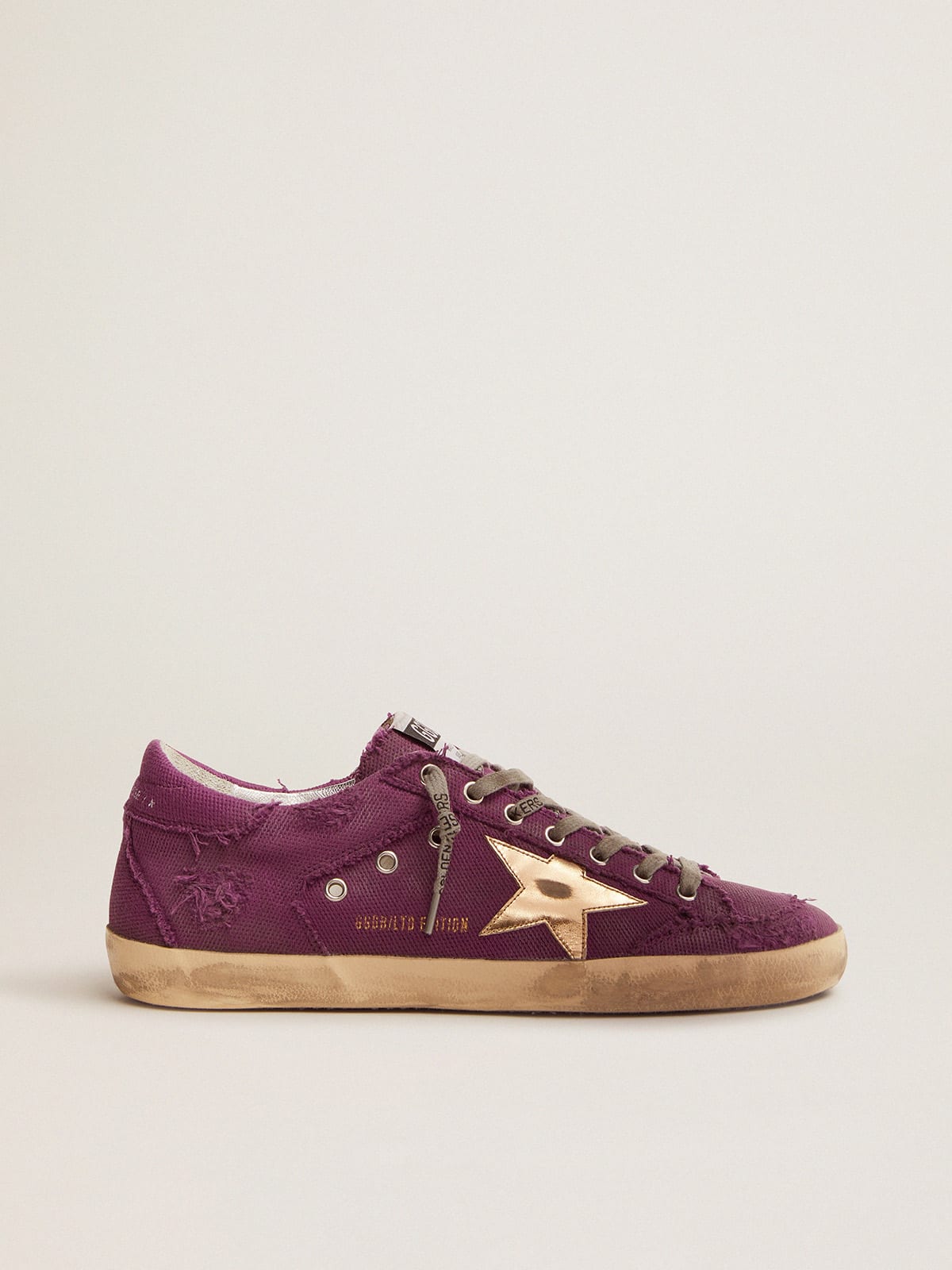 Women s Super Star LAB sneakers in purple distressed canvas with gold star