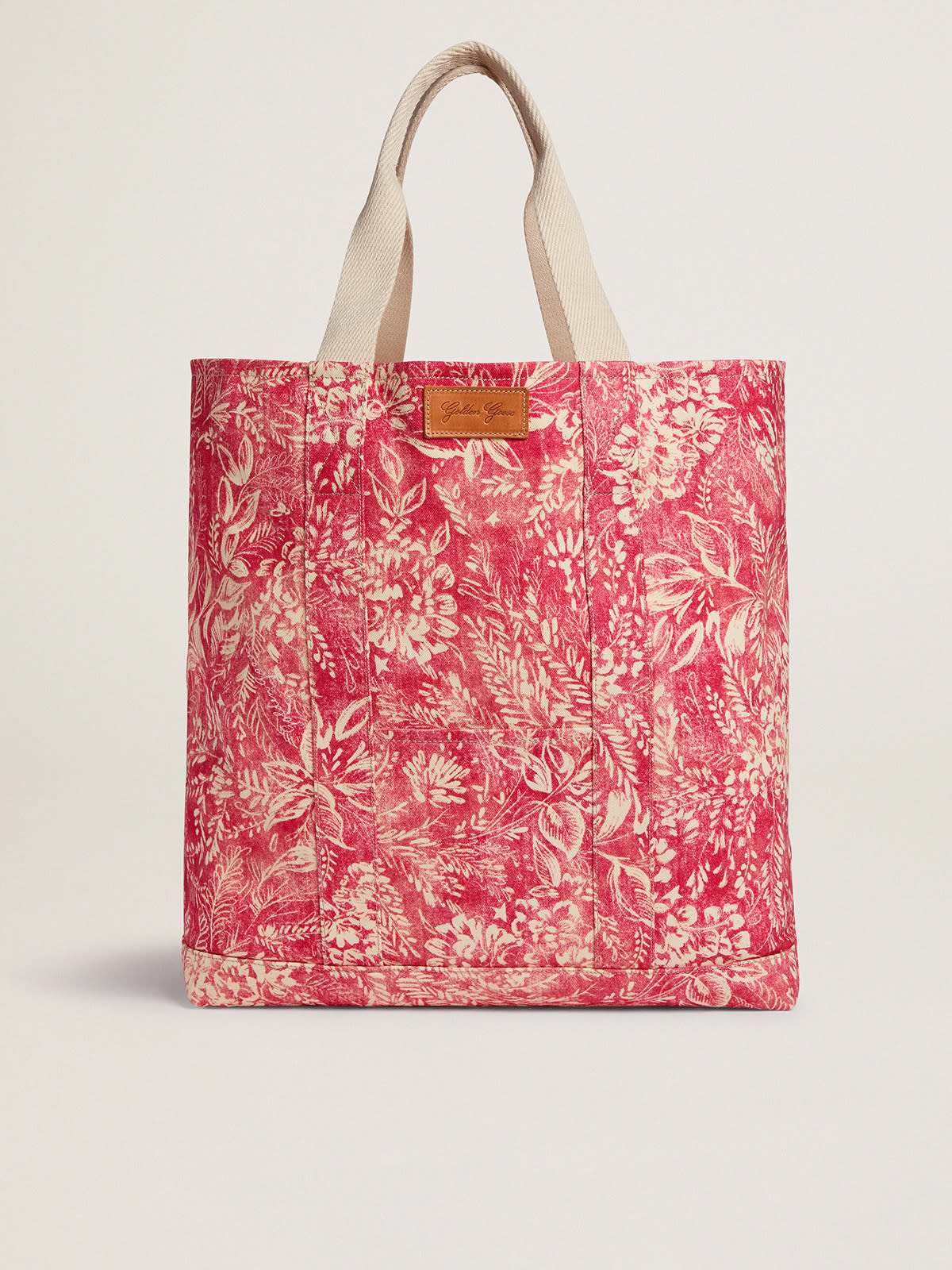 Golden Goose - Golden Resort Capsule Collection canvas Ocean bag in vintage red with contrasting white toile de jouy print in 