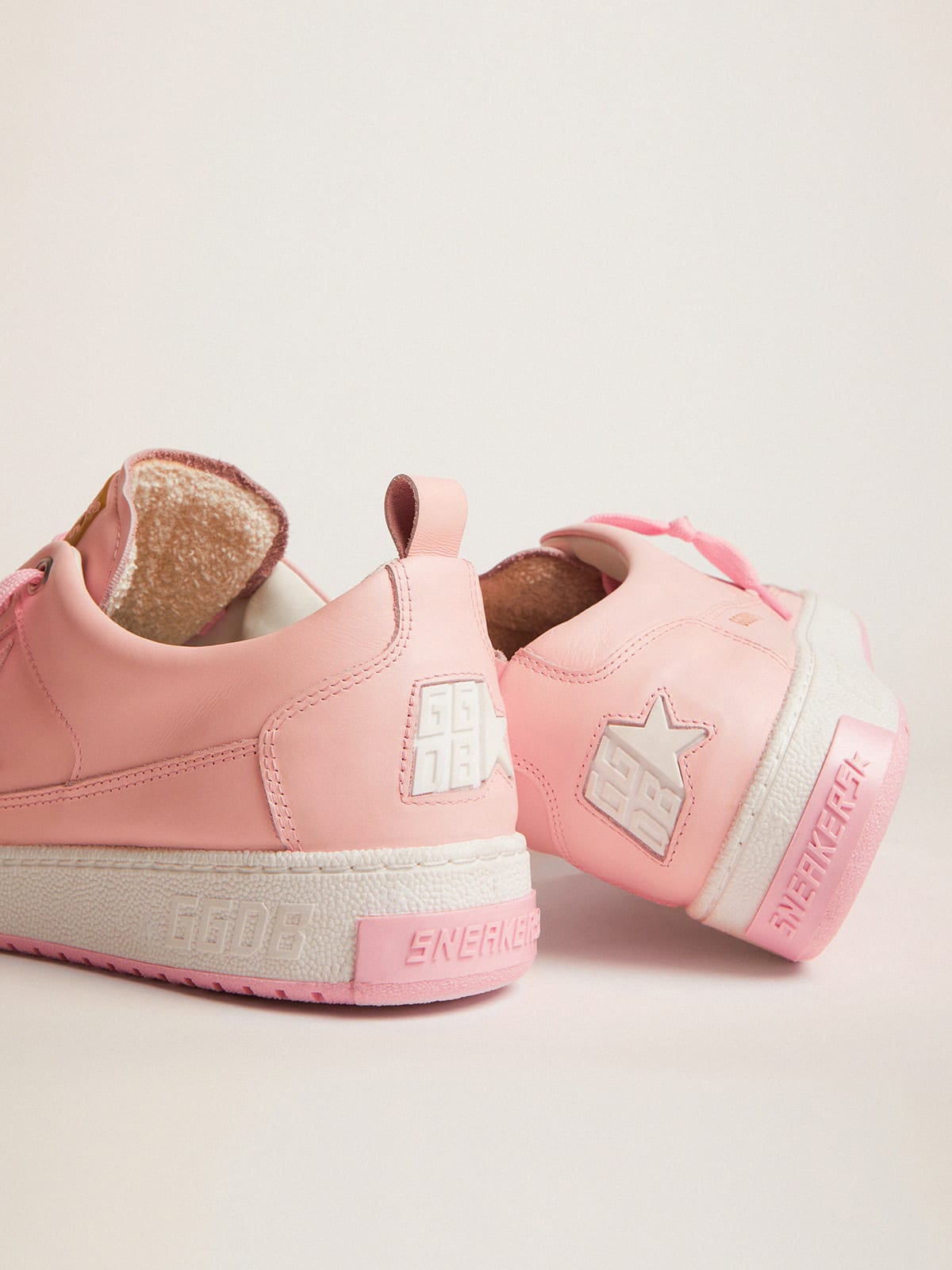Women\'s Yeah sneakers in pale pink leather | Golden Goose