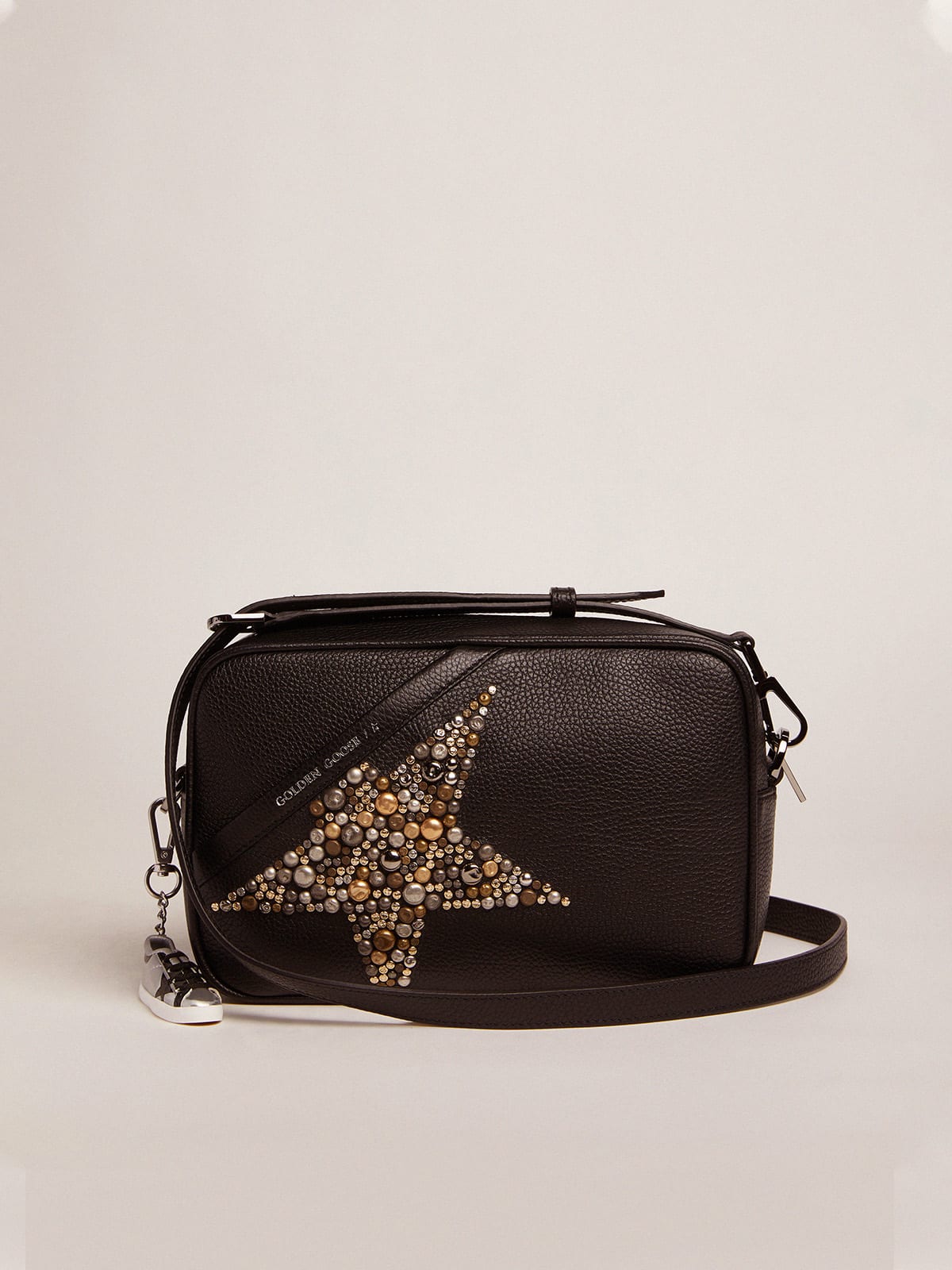 Golden Goose - Black Star Bag made of hammered leather with studded star in 