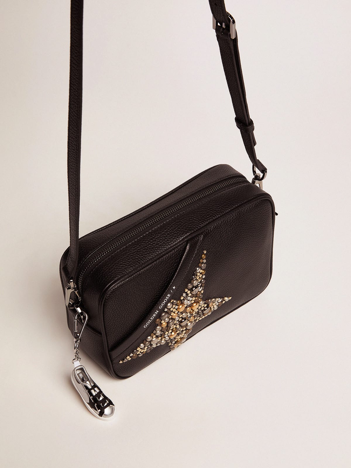 Golden Goose - Black Star Bag made of hammered leather with studded star in 