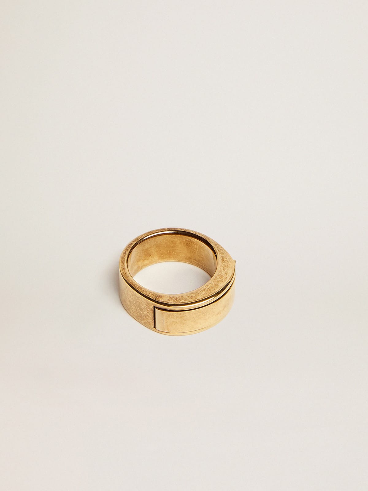 Golden Goose - Women's ring in old gold color with hidden message in 