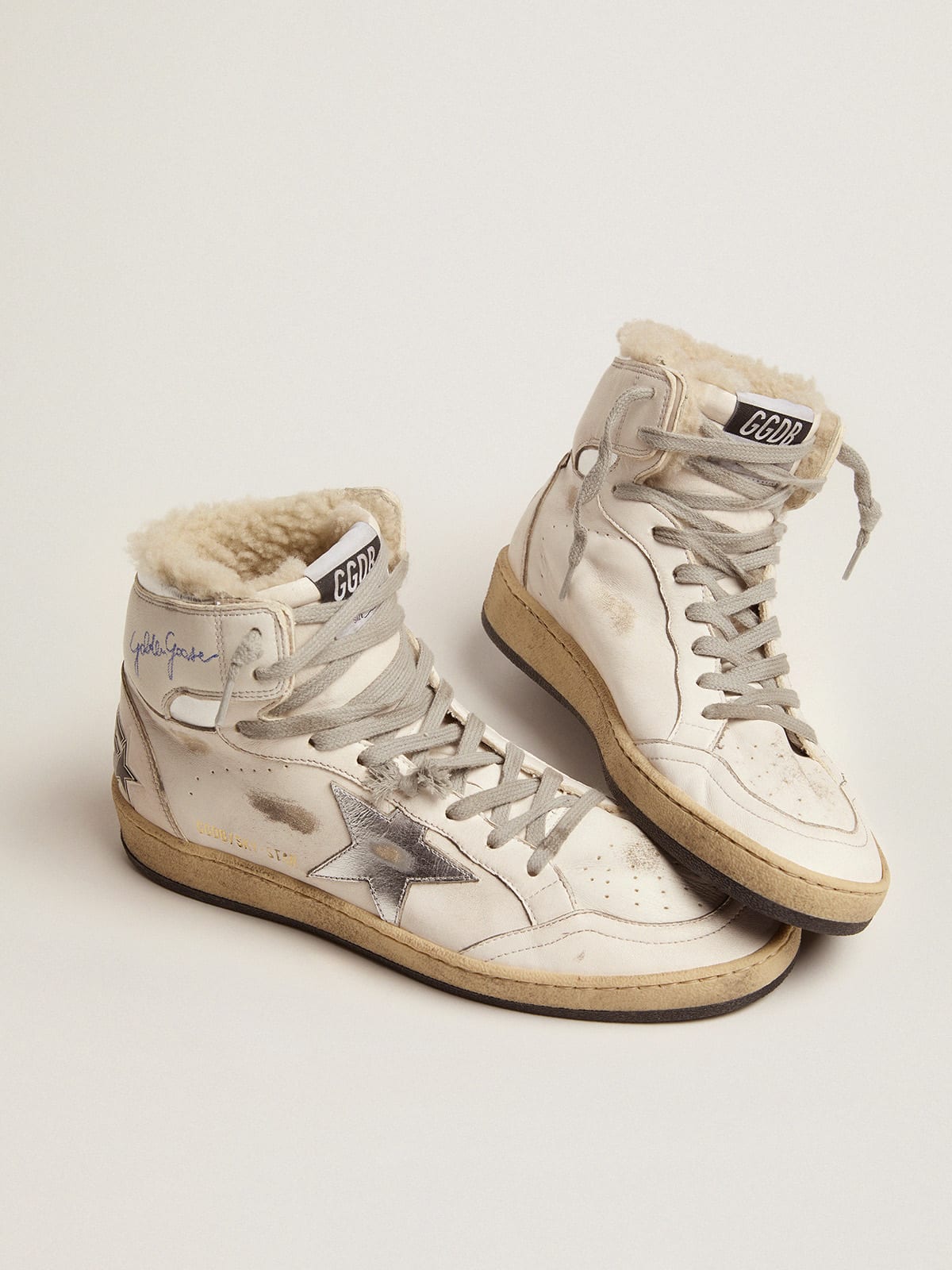 Women’s Sky-Star sneakers with signature on the ankle and shearling lining