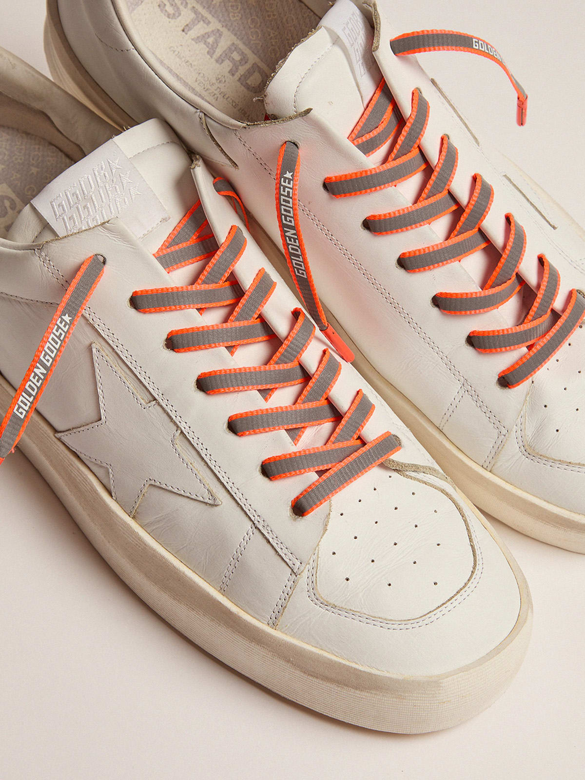 Golden Goose - Cordones reflectantes naranja flúor con logo in 