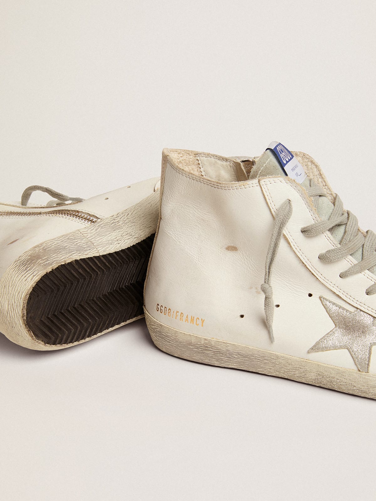Golden Goose - Sneakers Francy en cuir avec étoile en cuir velours argenté in 