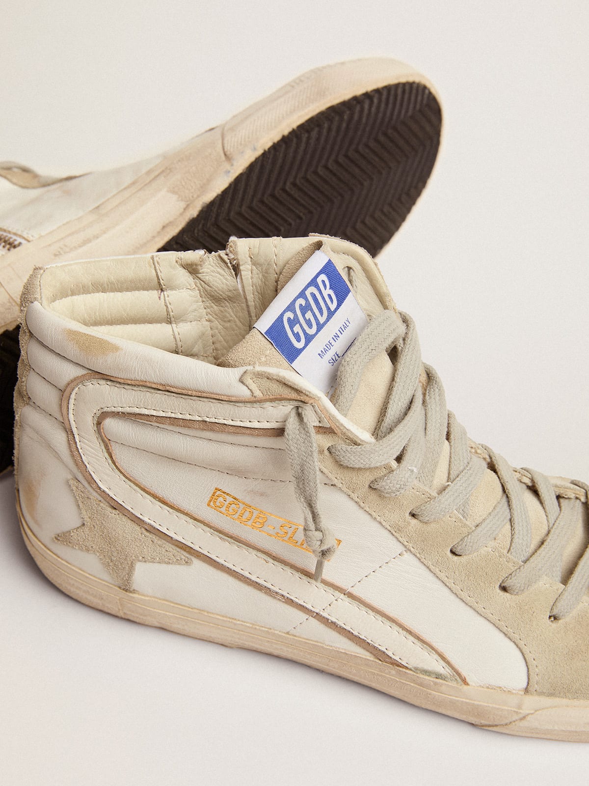 Golden Goose - Sneakers Slide en cuir avec étoile et détails en cuir velours in 