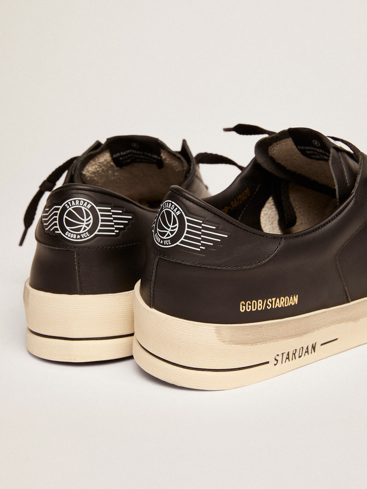 Golden Goose - Men's Stardan in total black leather in 