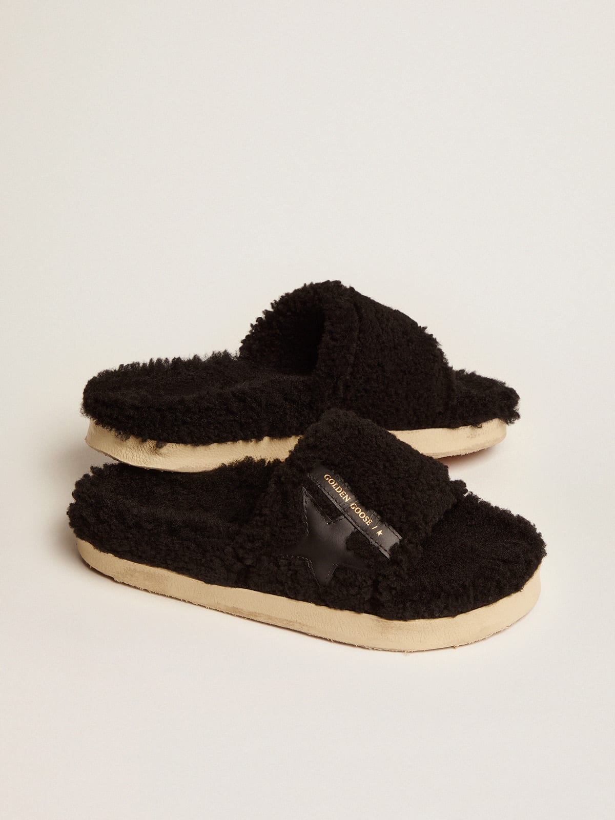 Golden Goose - Poolstars in black shearling with star in tone-on-tone leather in 