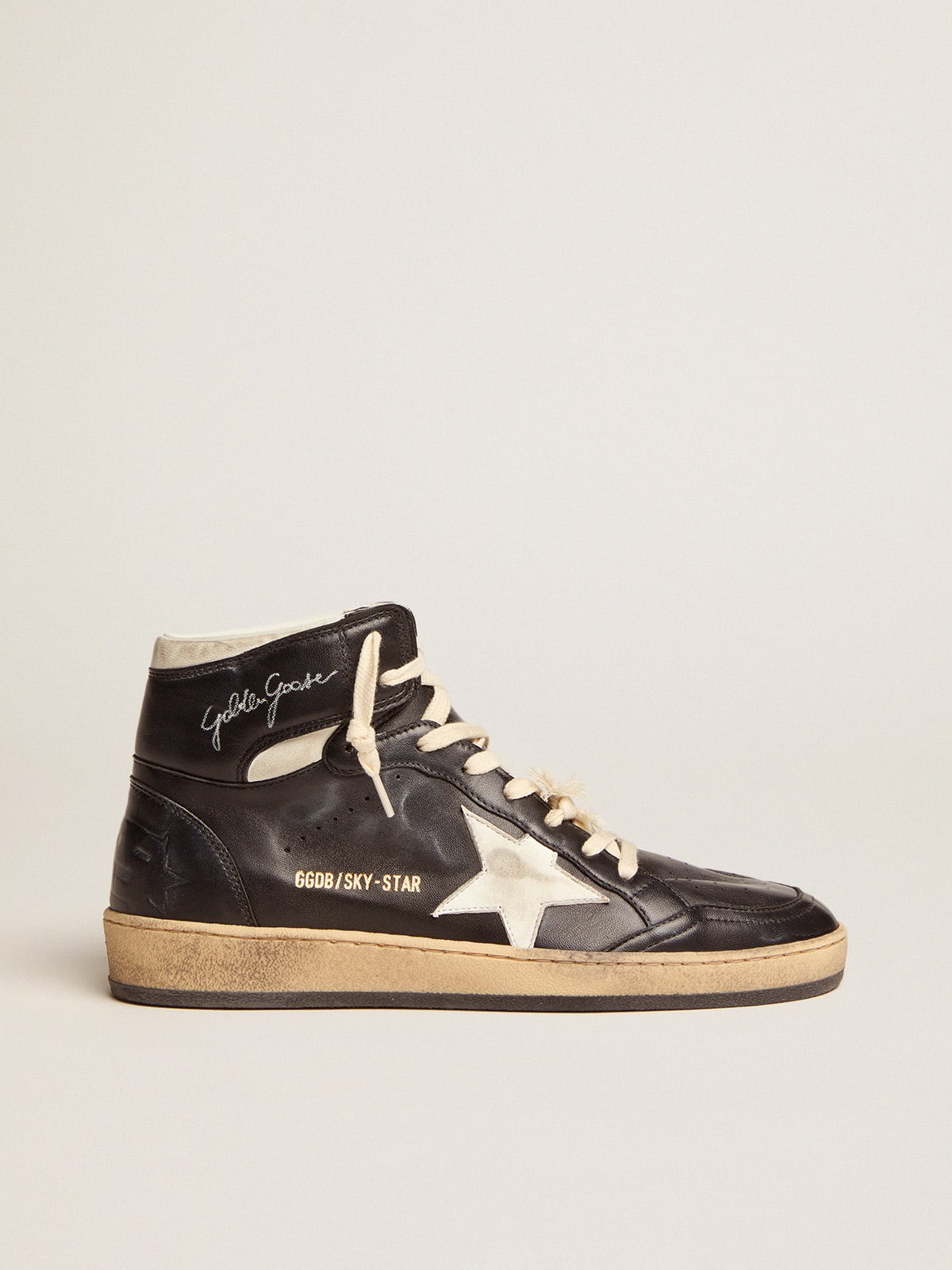 Women's Sky-Star in black nappa with white star | Golden Goose