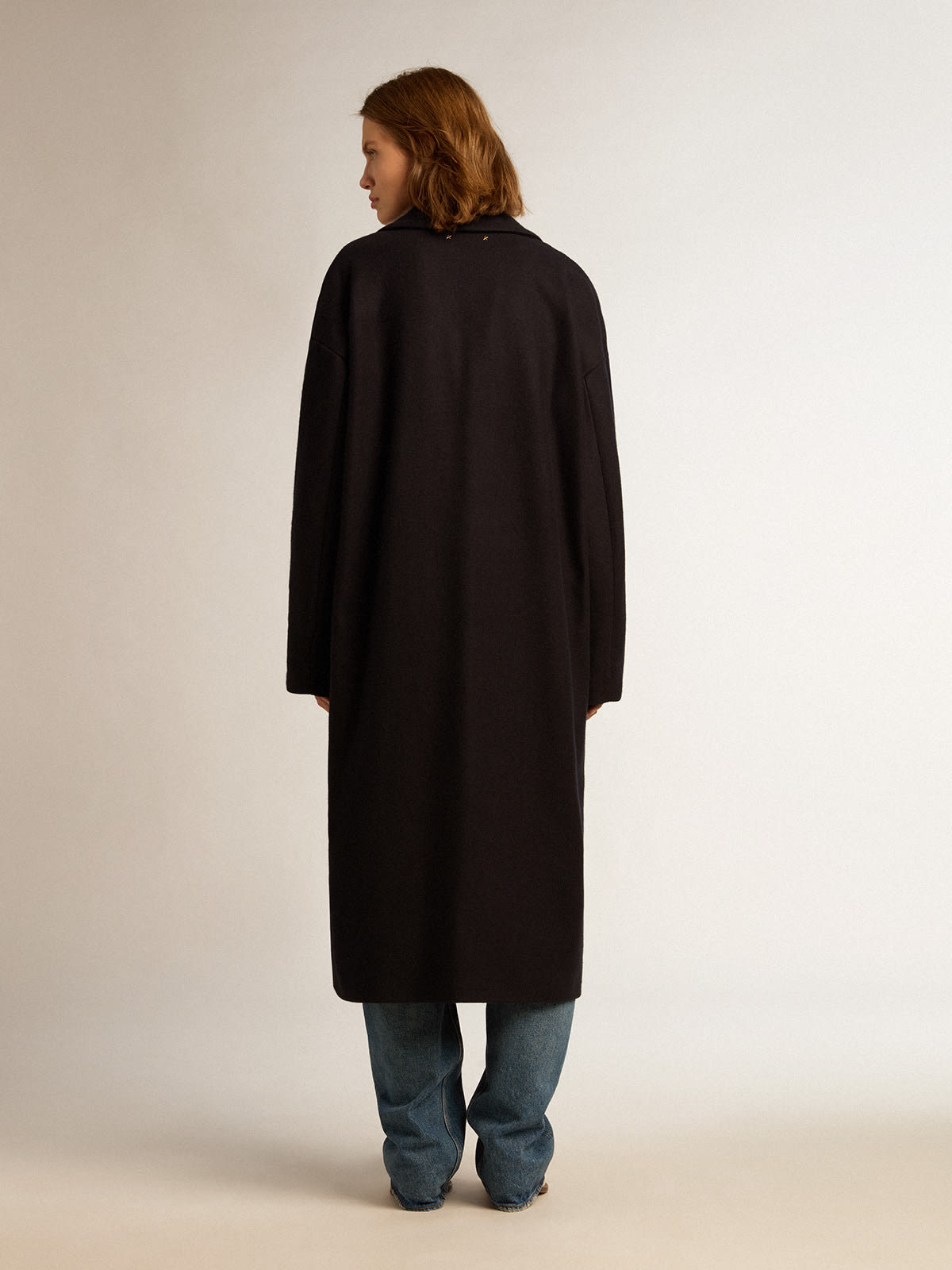 Golden Goose - Single-breasted cocoon coat in dark blue wool with gold-colored buttons in 