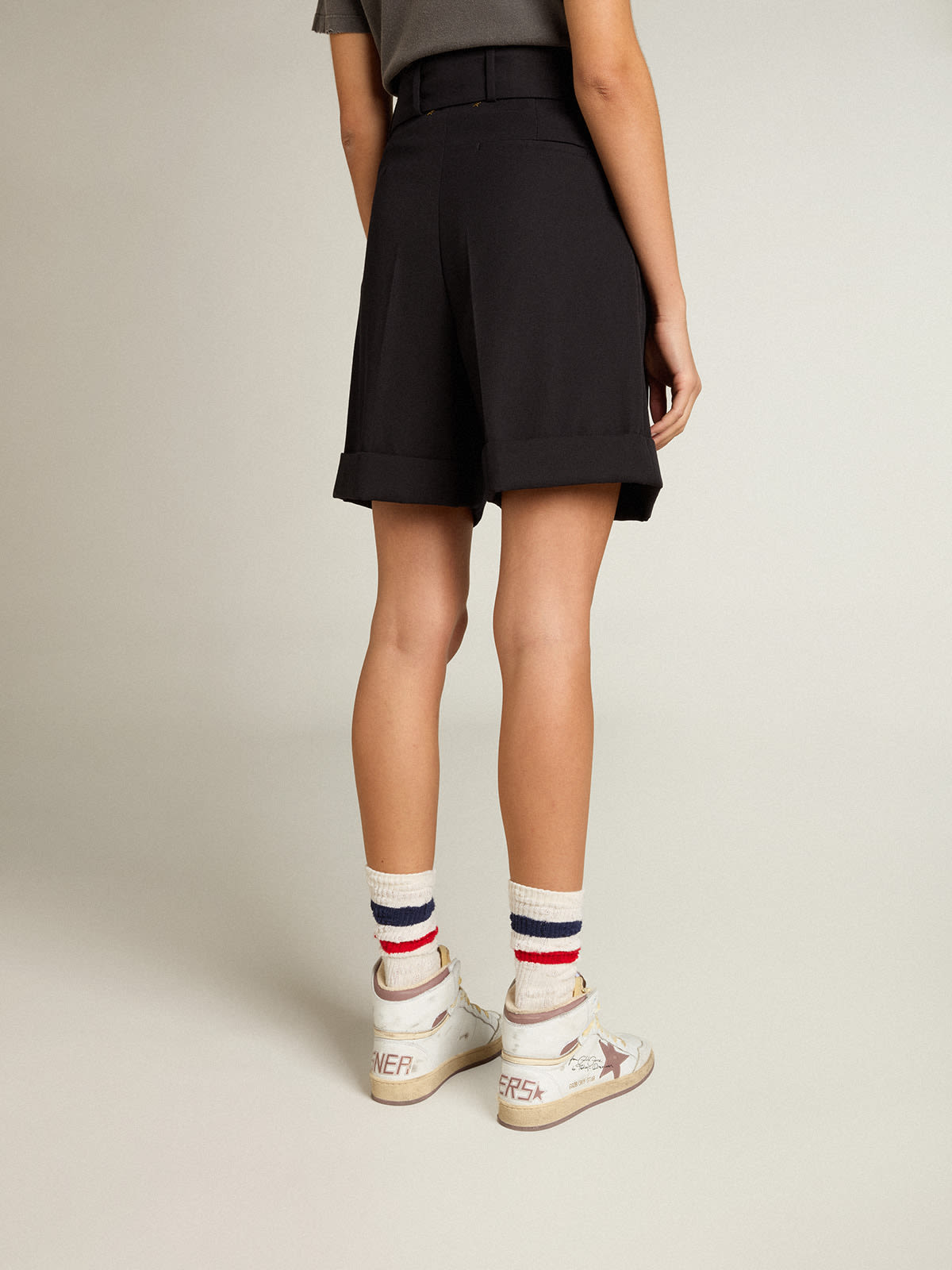Golden Goose - Golden Collection shorts in black wool gabardine with belt at the waist in 