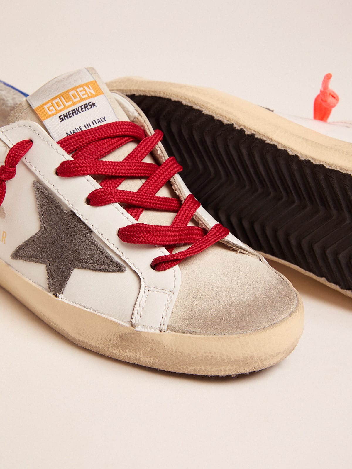 Golden Goose - Young Super-Star sneakers with blue heel tab and red laces in 