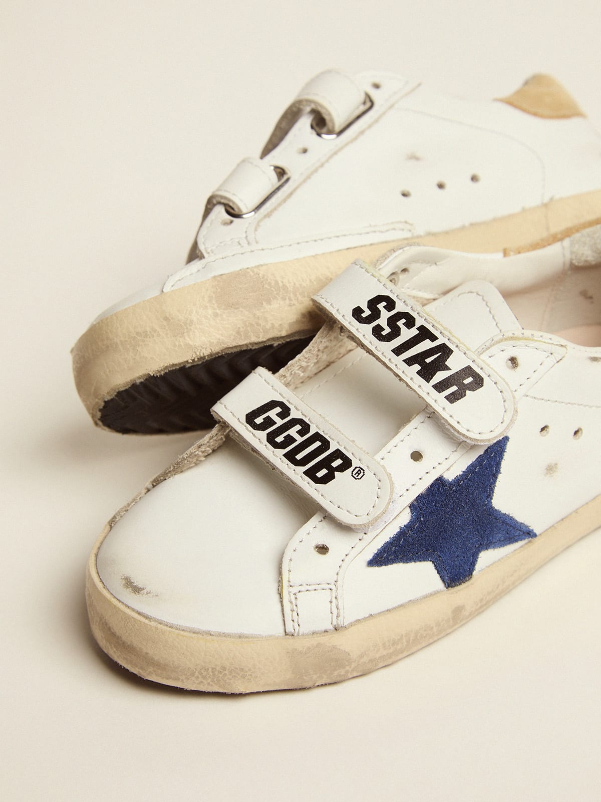 Golden goose cheap bambino 37