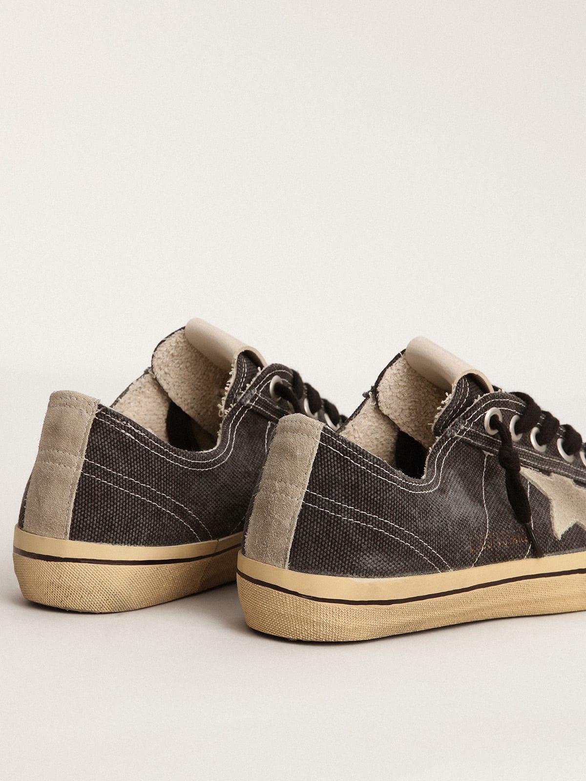 Golden goose hotsell scarpe uomo nere