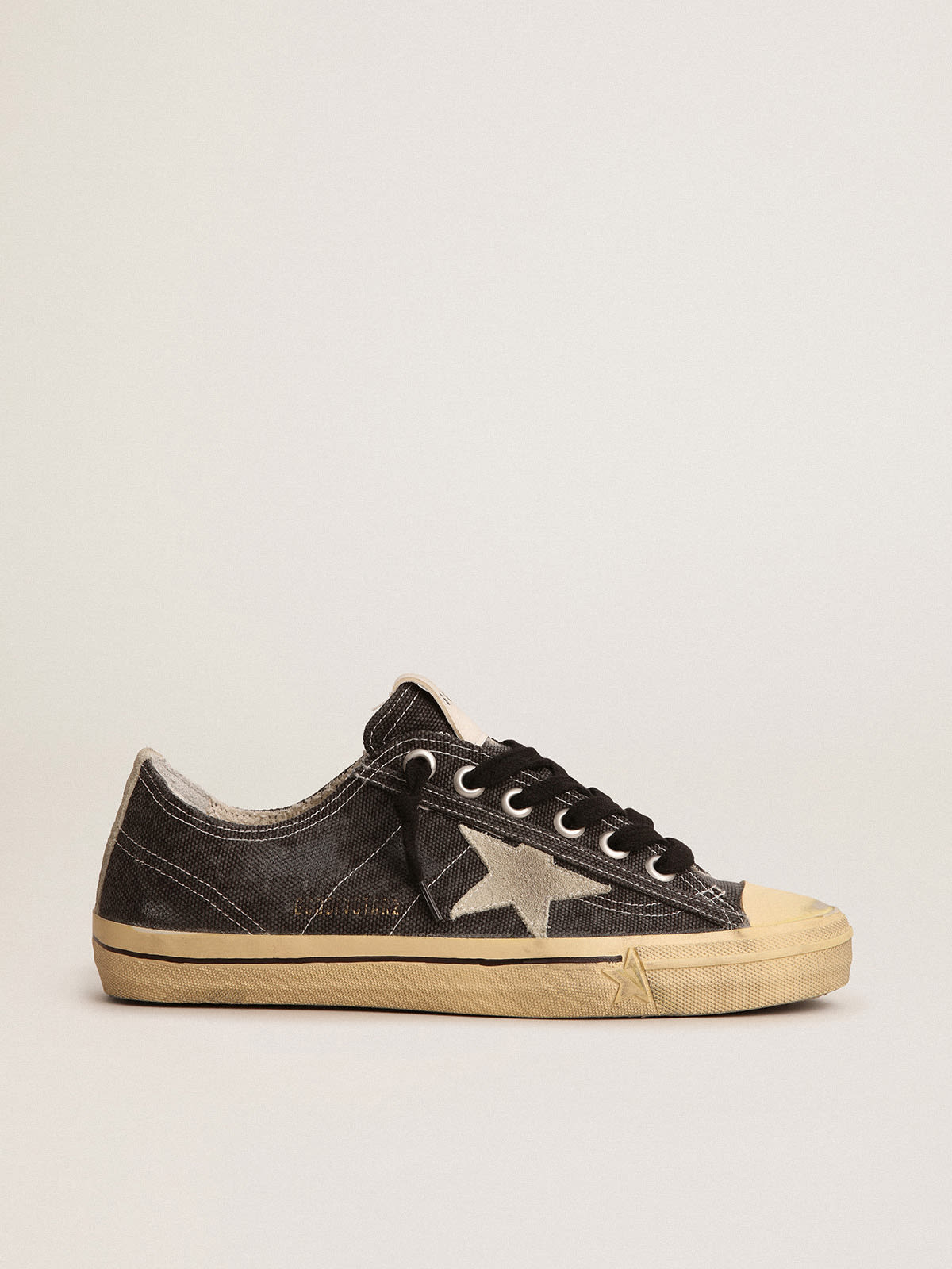 Golden Goose - Men's V-Star LTD in black canvas with ice-gray star and heel tab in 