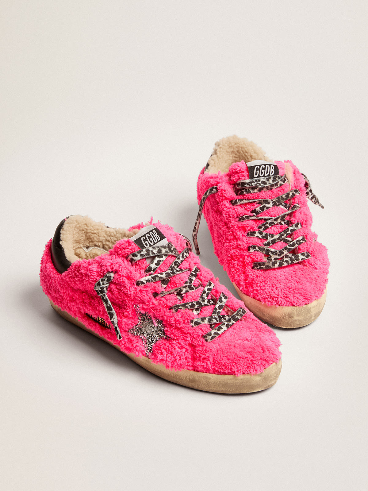 Golden Goose - Super-Star sneakers in fuchsia terry with silver glitter star and shearling lining in 