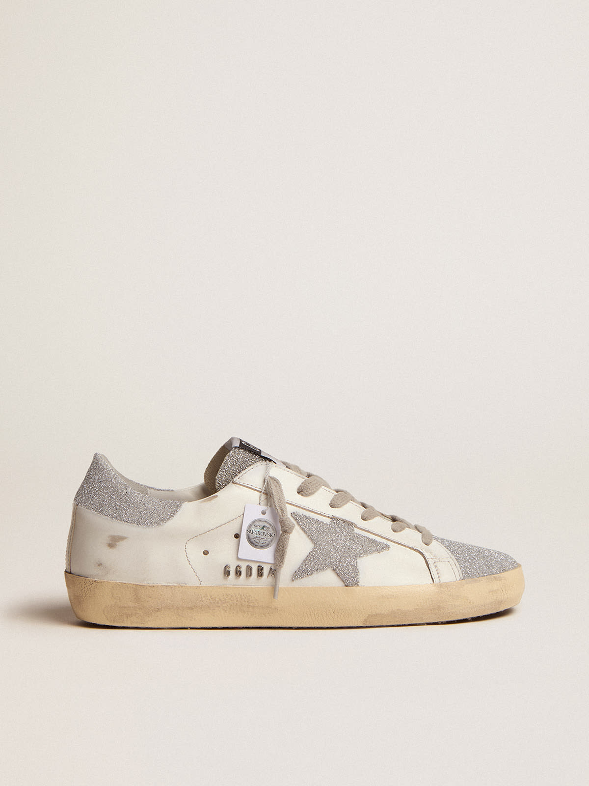 White trainers outlet with gold stars